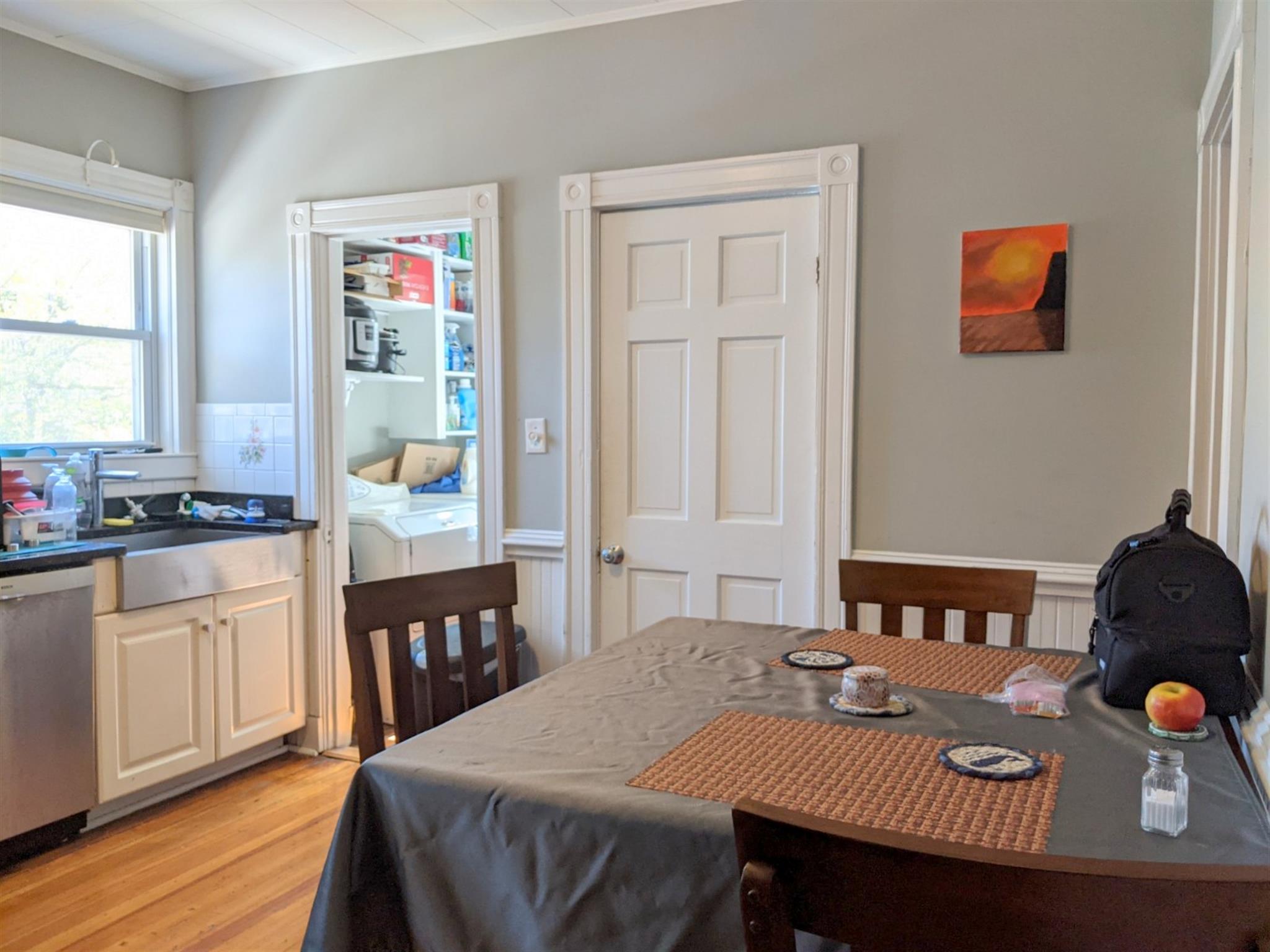 41 Belknap St, Teele Square