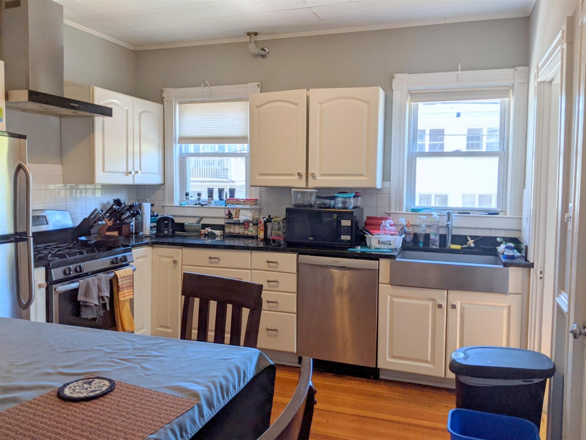 41 Belknap St, Teele Square