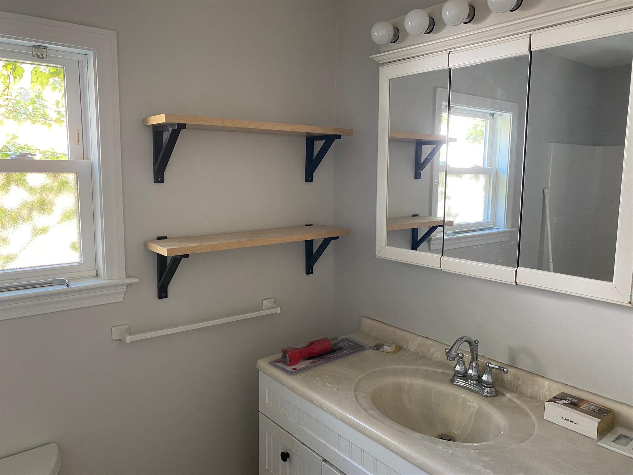 131 Summer St, Spring Hill