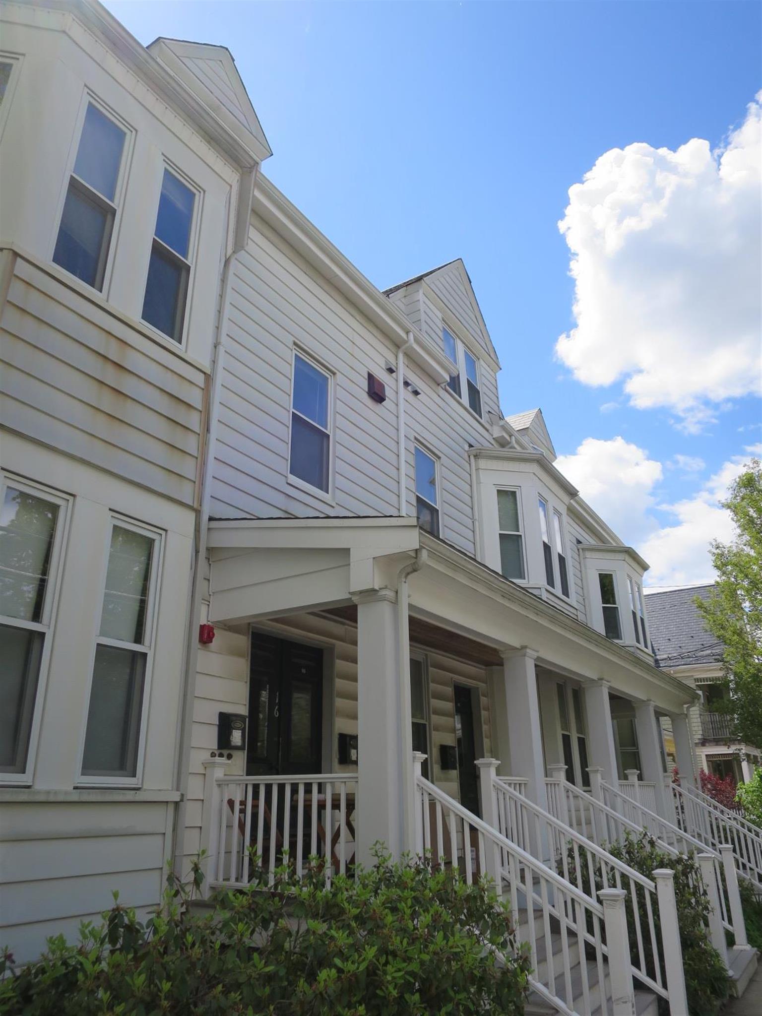 18 Park Ave, Davis Square