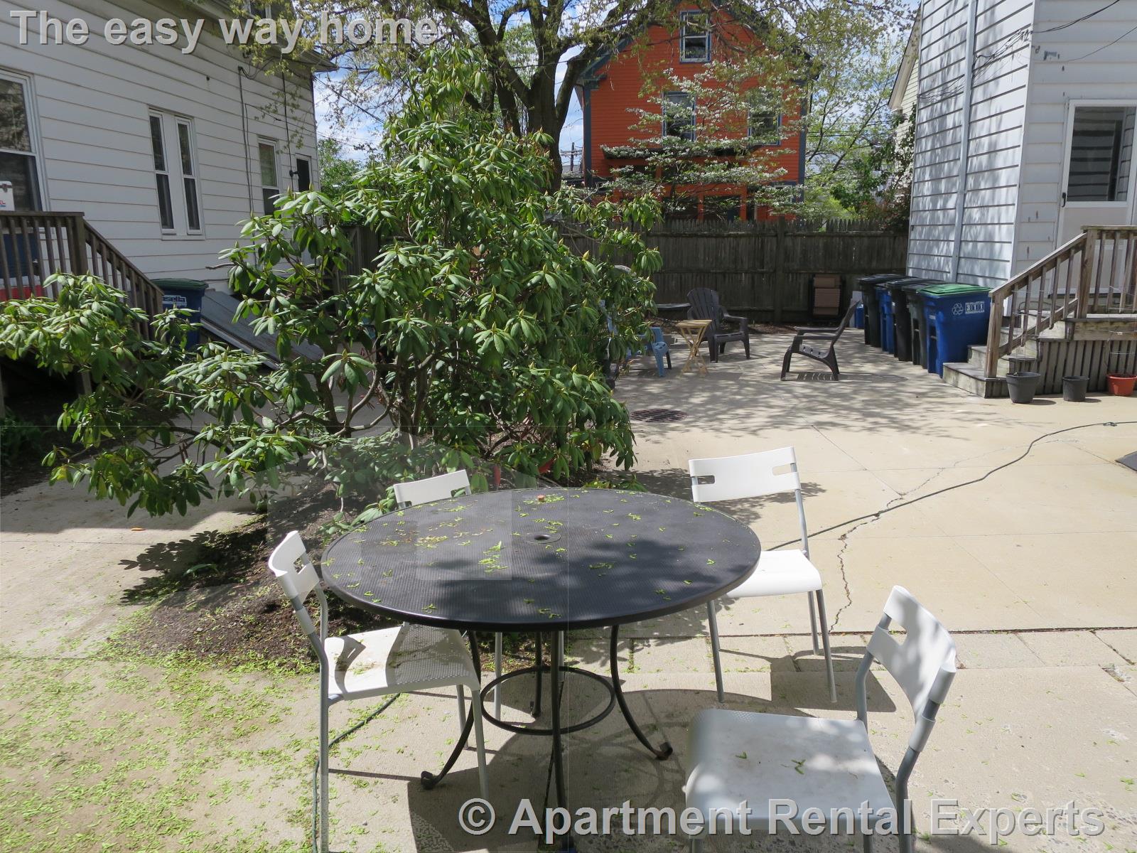 18 Park Ave, Davis Square