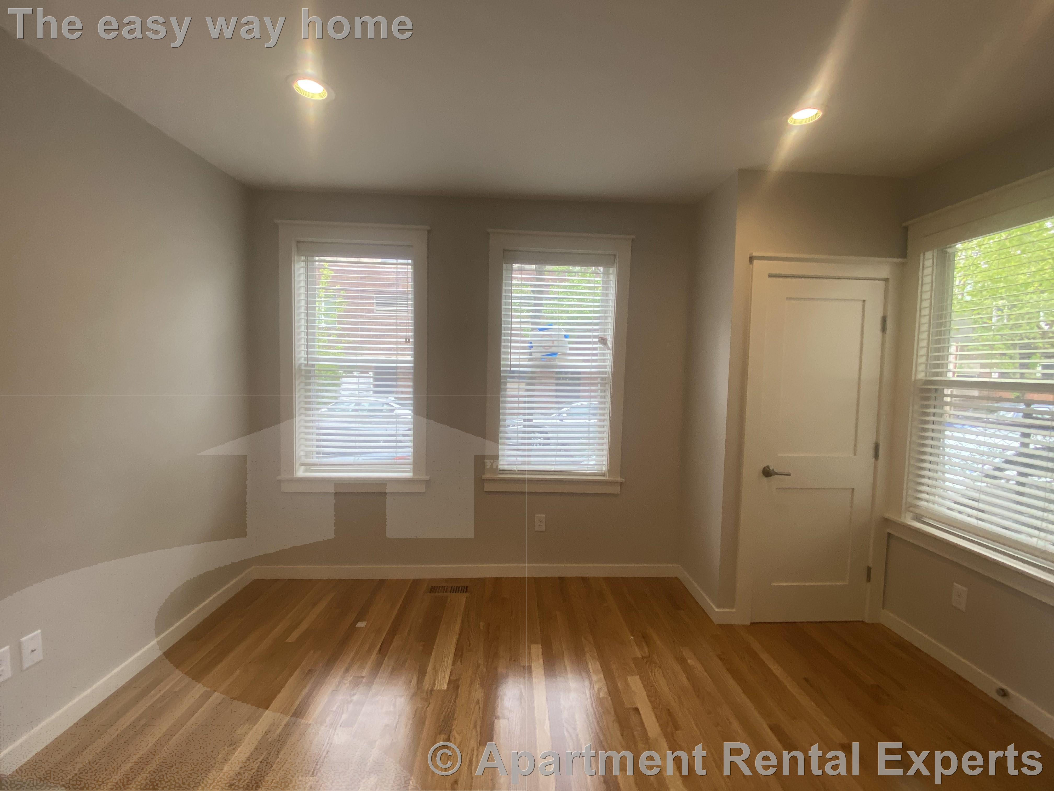 568 Green, Central Square