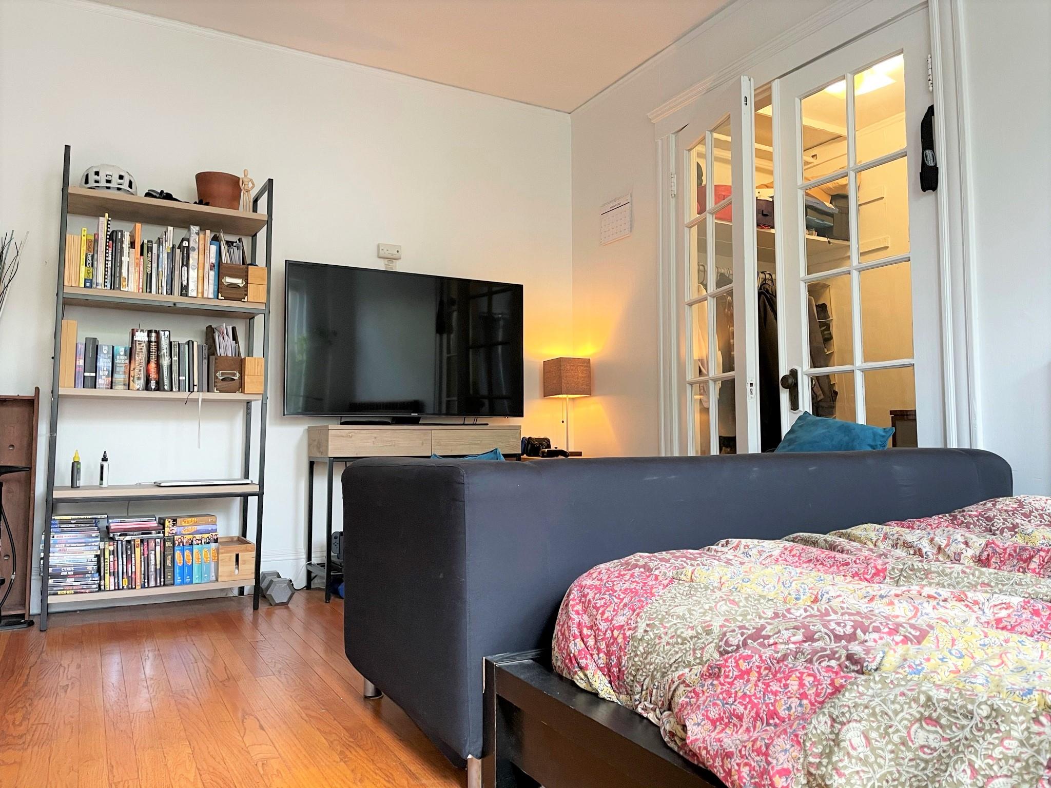 172 Maple St, Malden