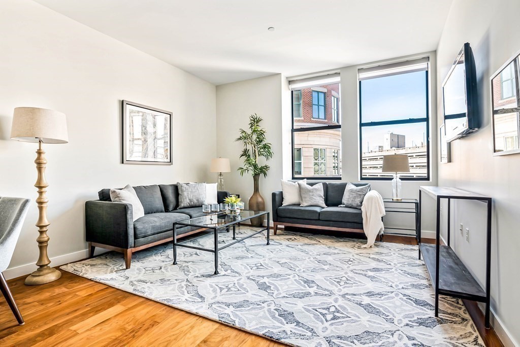 285 Columbus Ave, South End