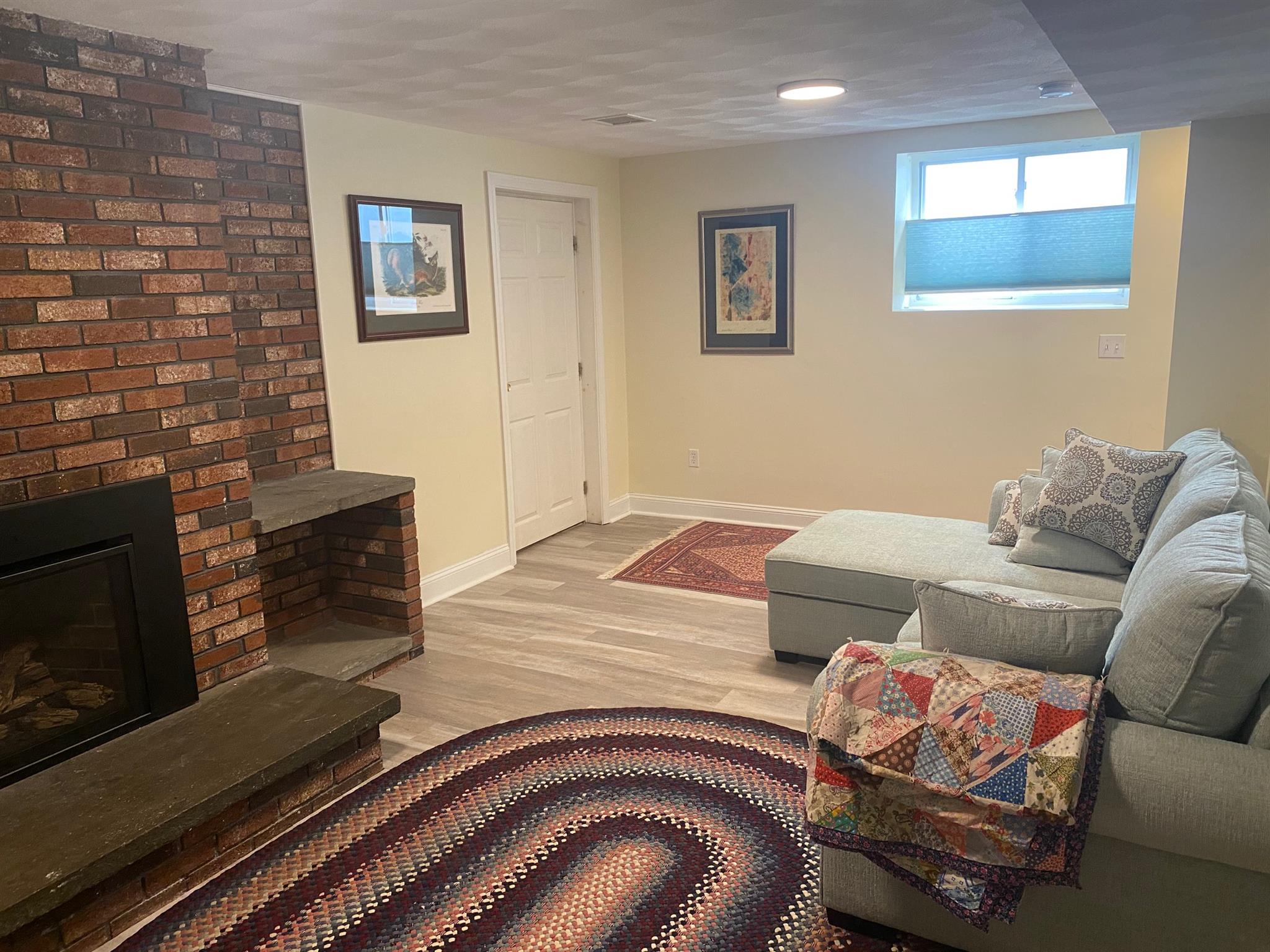 24 Glen St, East Somerville