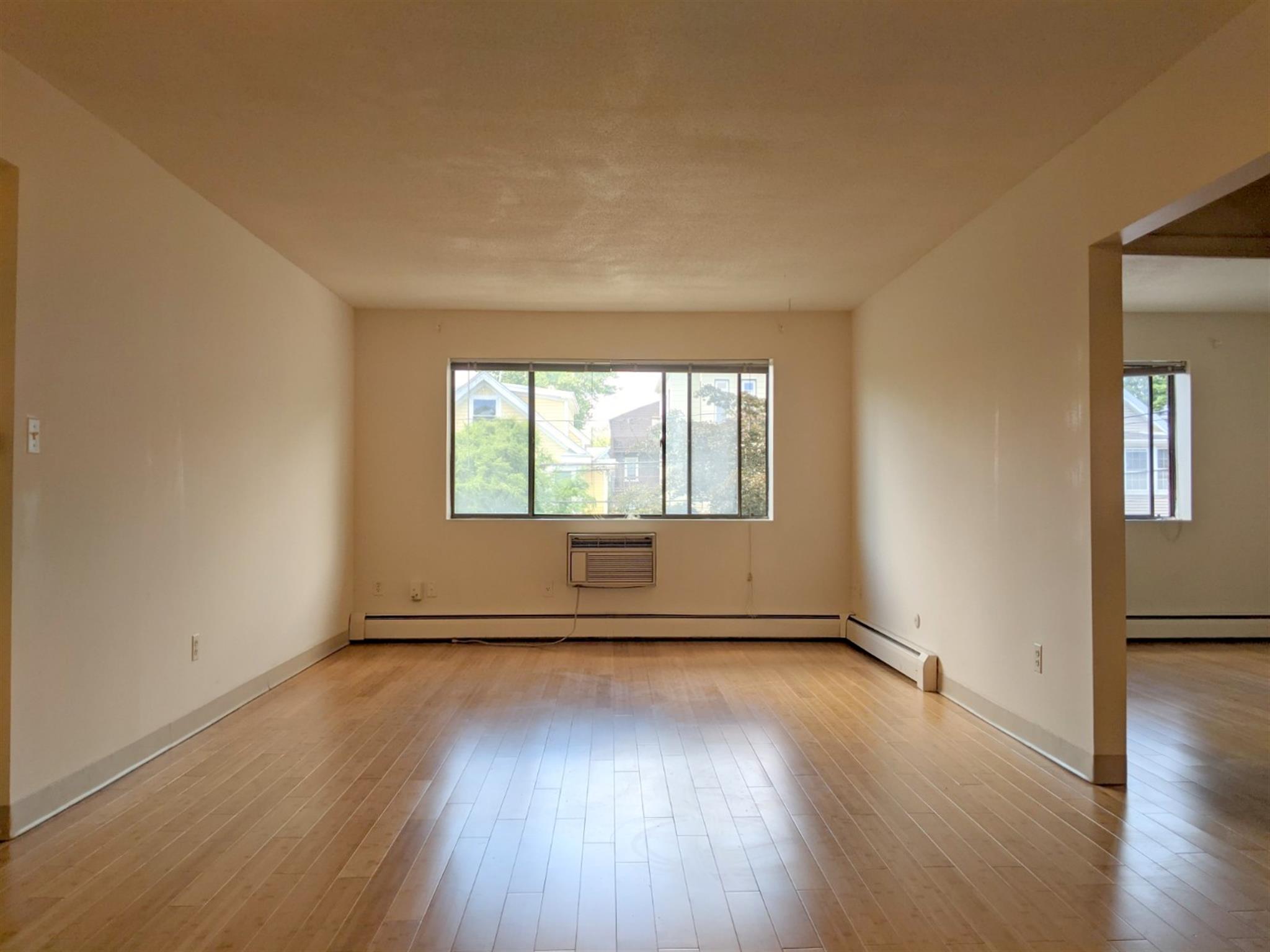 12 Cameron Ave, Davis Square