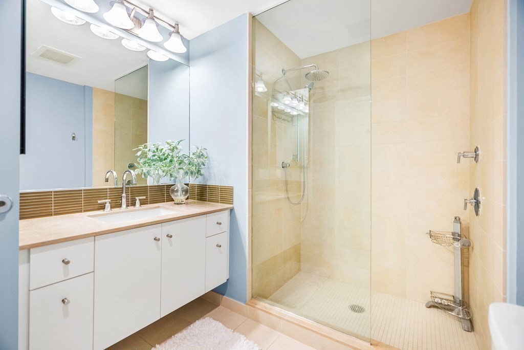 285 Columbus Ave, South End