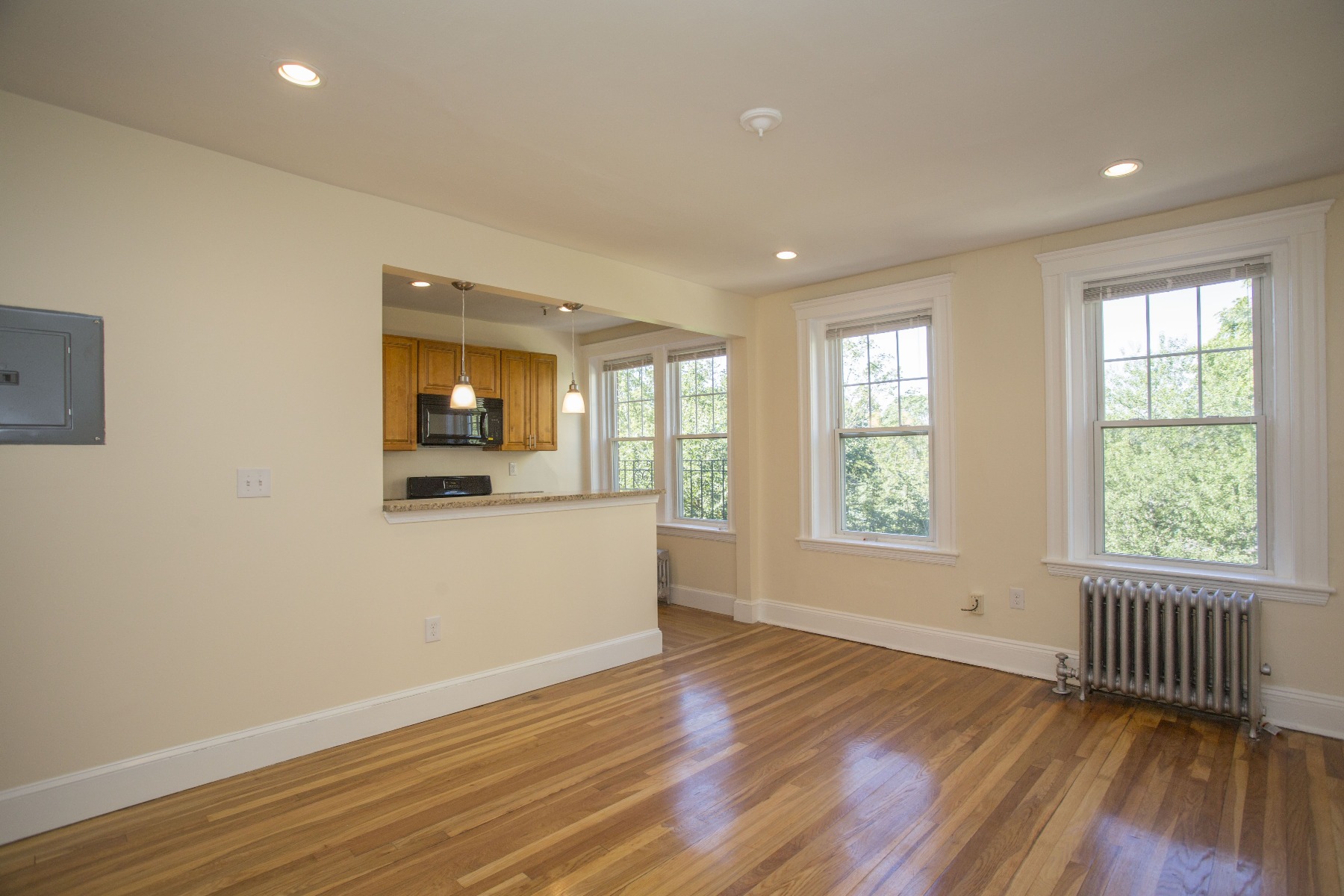 286 Chestnut Hill Ave, Brighton