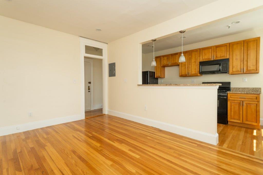 276 Chestnut Hill Ave, Brighton