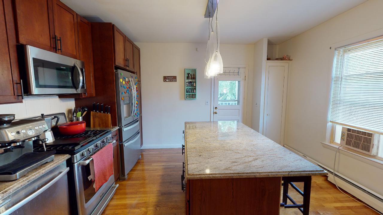 286 Concord Ave, Porter Square