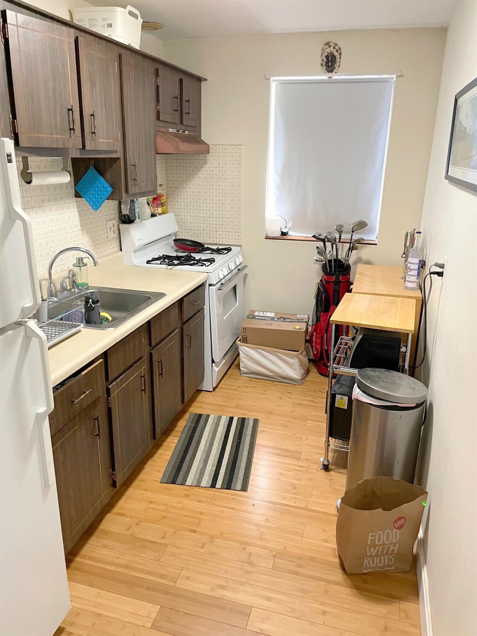 12 Cameron Ave, Davis Square