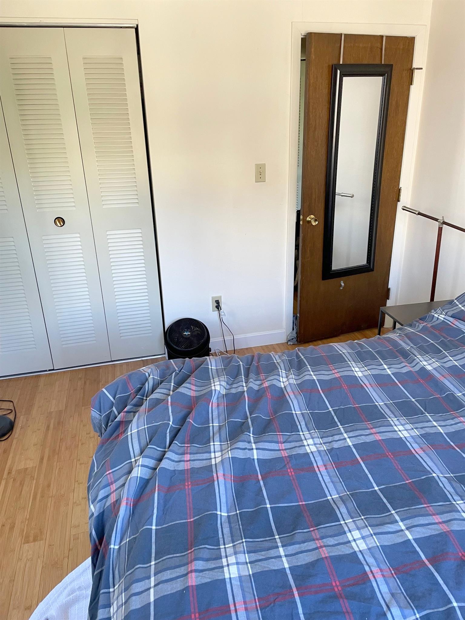 12 Cameron Ave, Davis Square