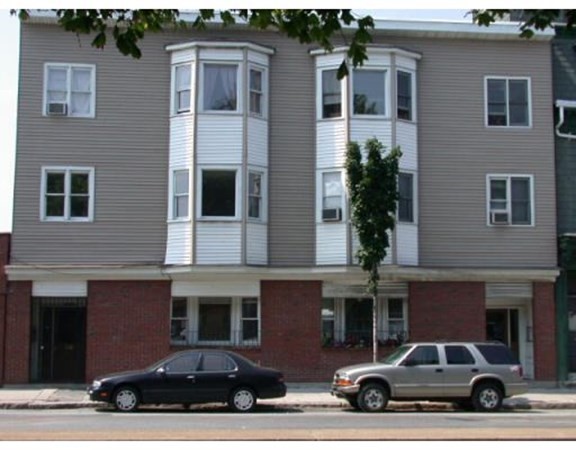 287 Dorchester St, South Boston