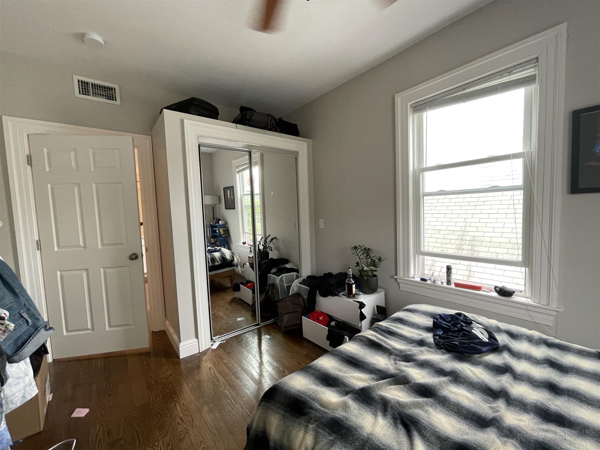 167 Hampshire St, Central Square