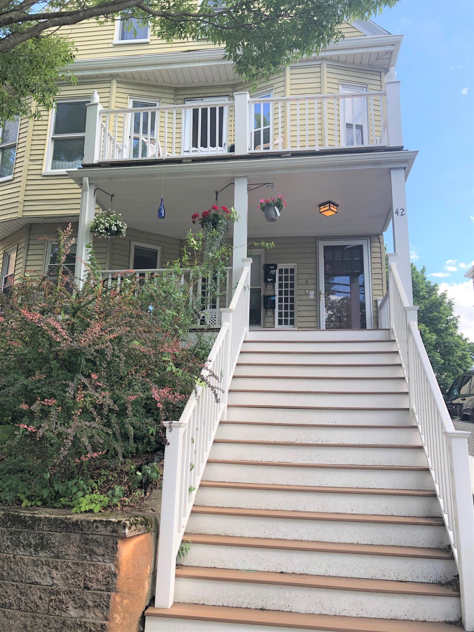 42 Electric Ave, Teele Square