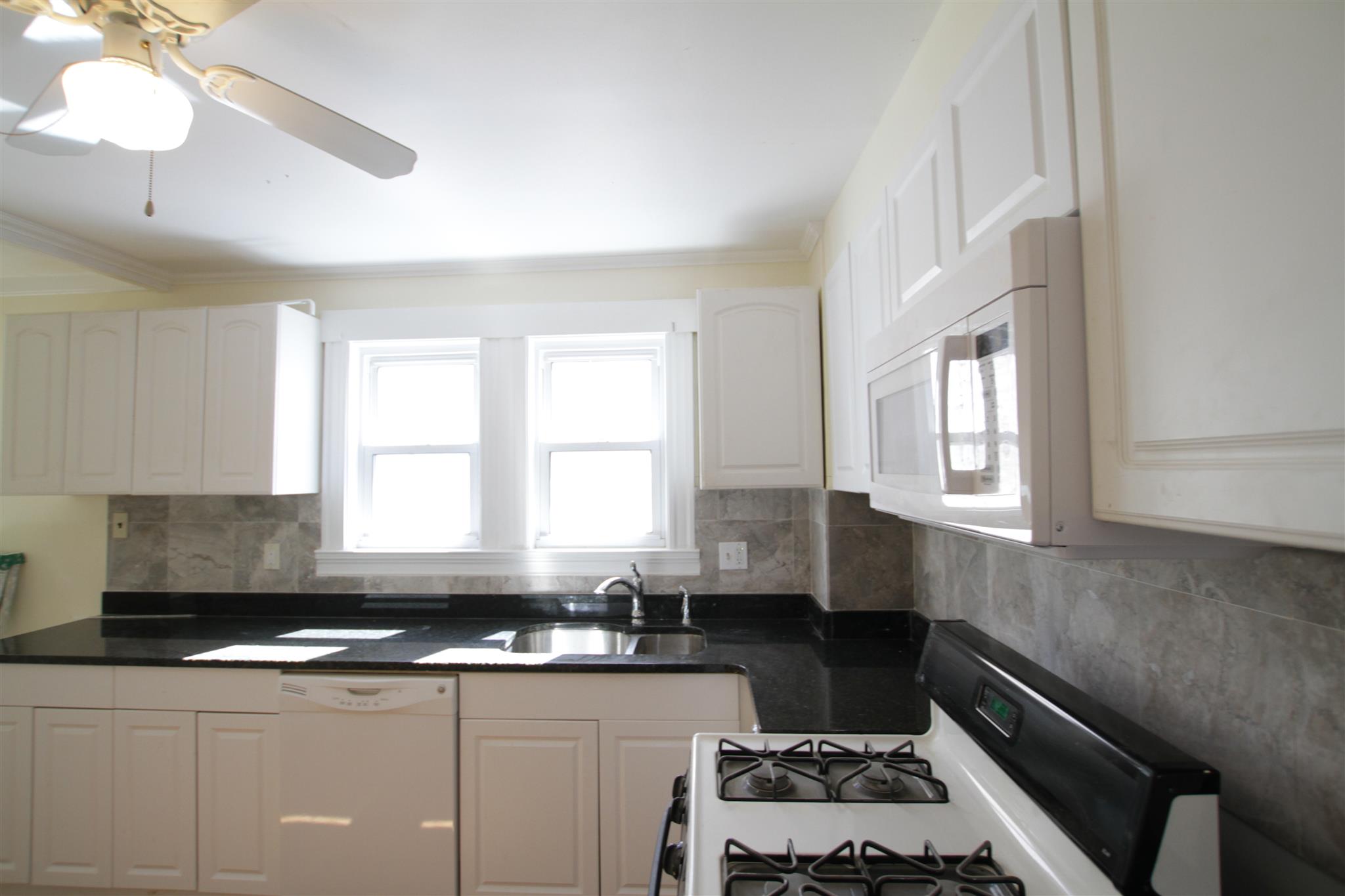 119 Albion St, Davis Square