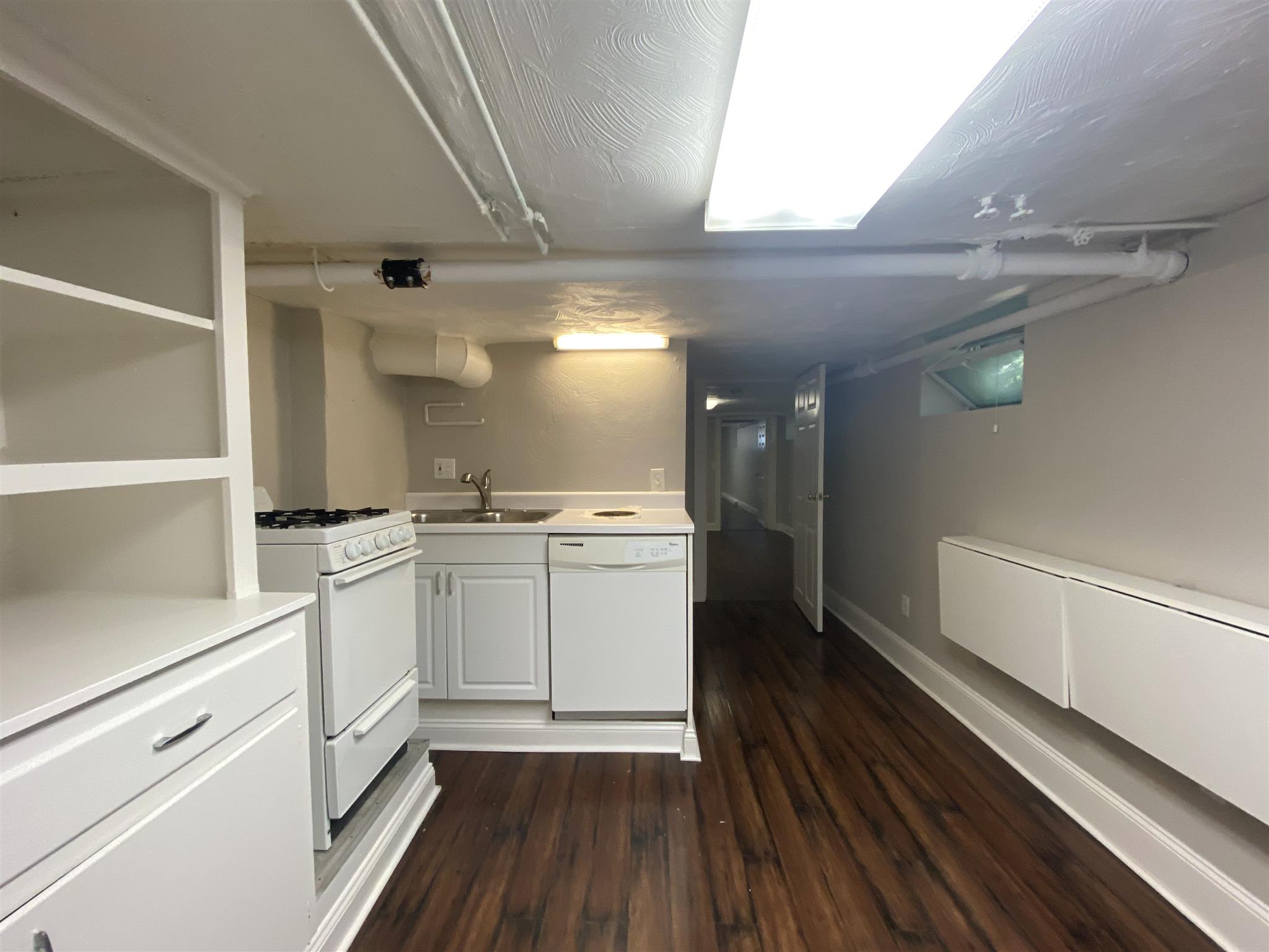 216 Banks St, Central Square