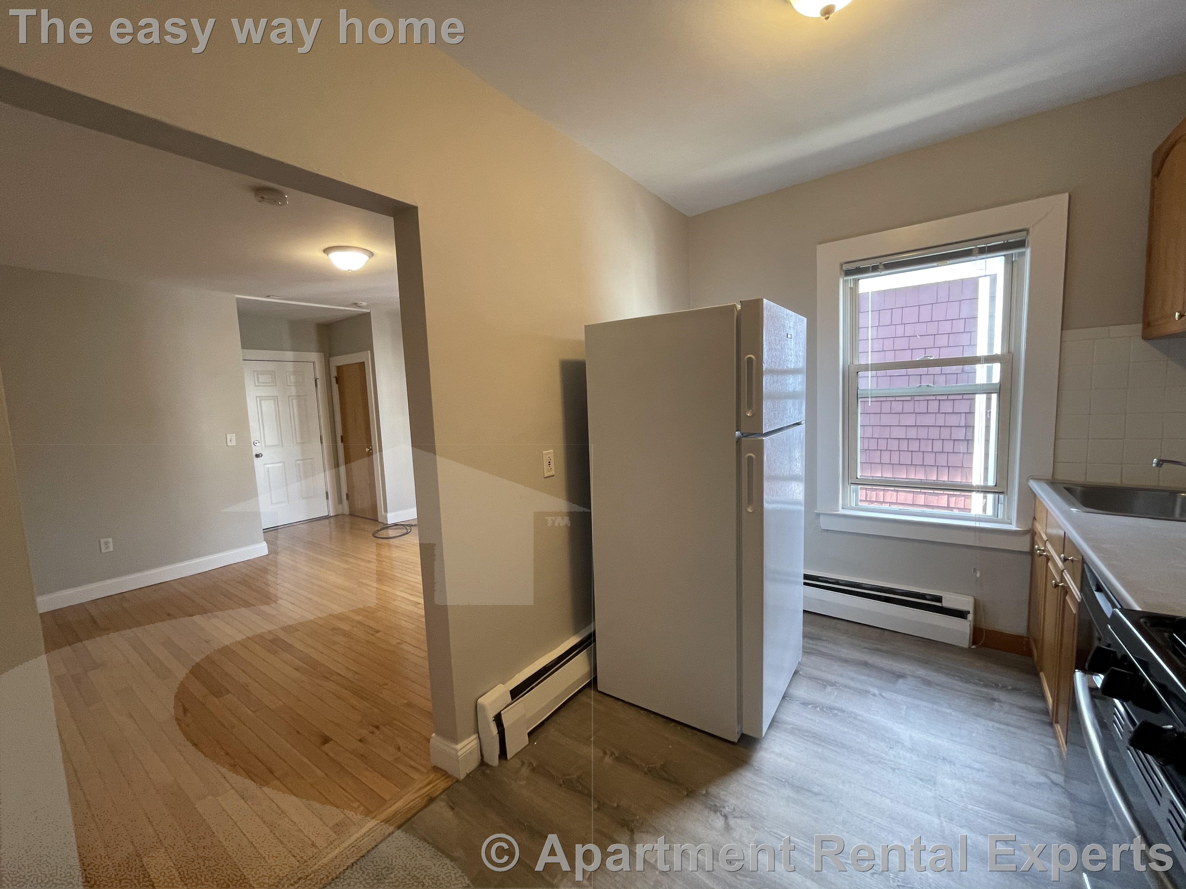 220 Banks St, Harvard Square