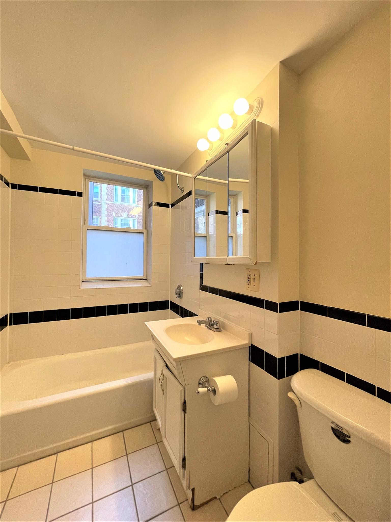 7 Craigie Cir, Harvard Square