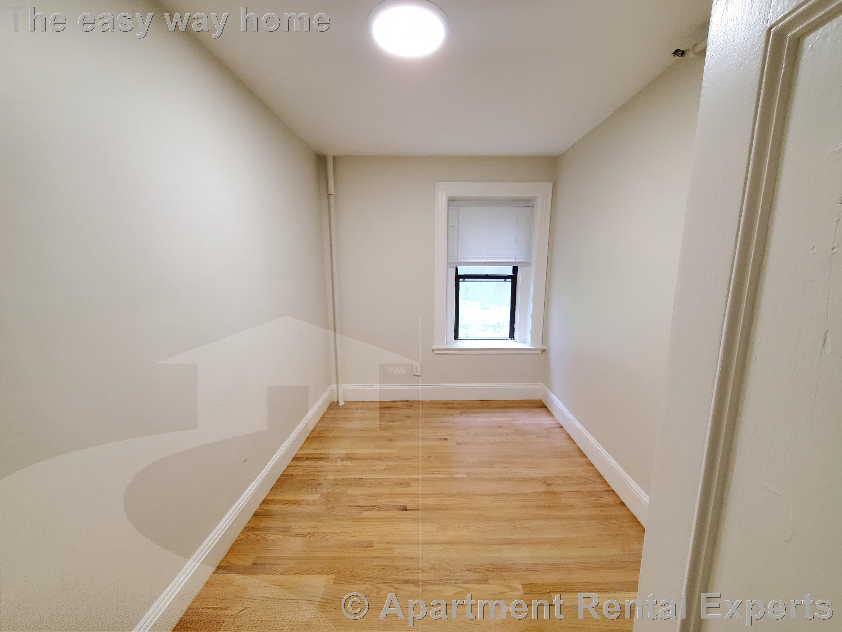 1010 Massachusetts Ave, Harvard Square