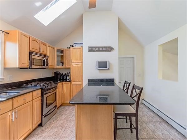 288 Bowen St, South Boston