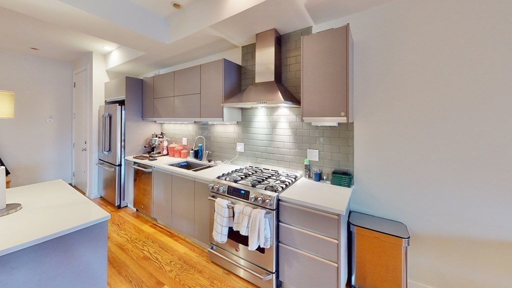 288 C St, South Boston