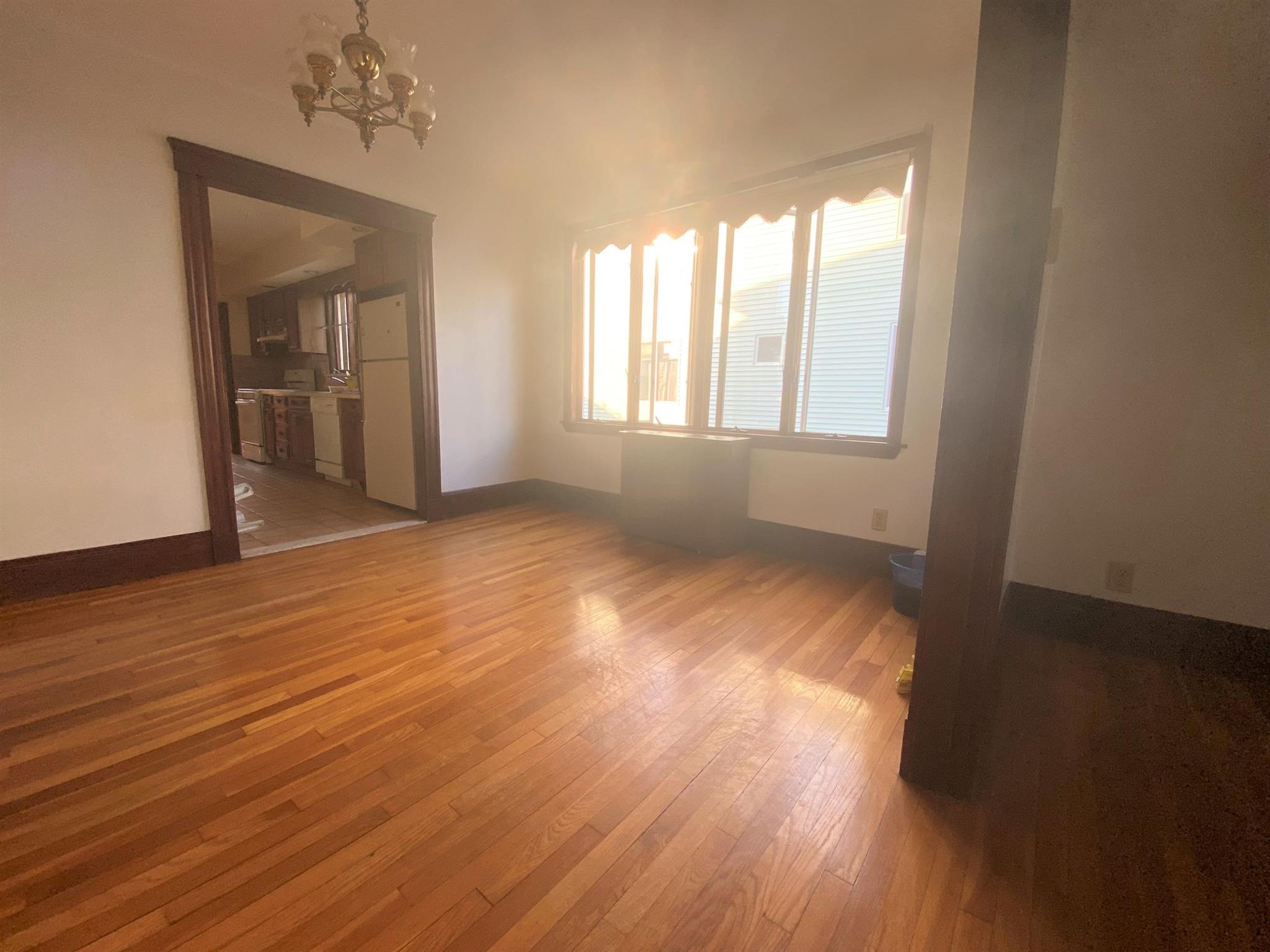 15 Clayton Ave, Medford