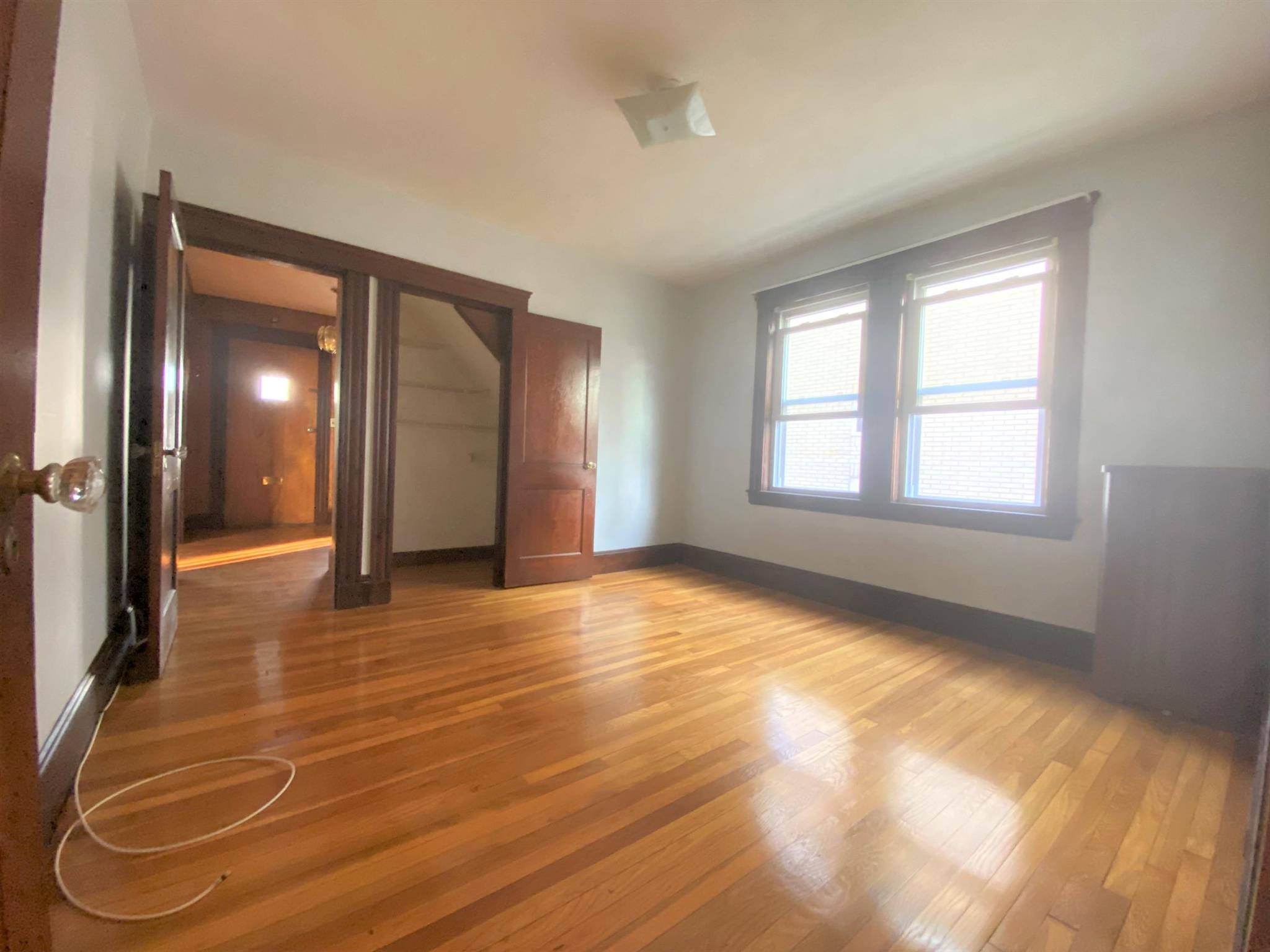 15 Clayton Ave, Medford