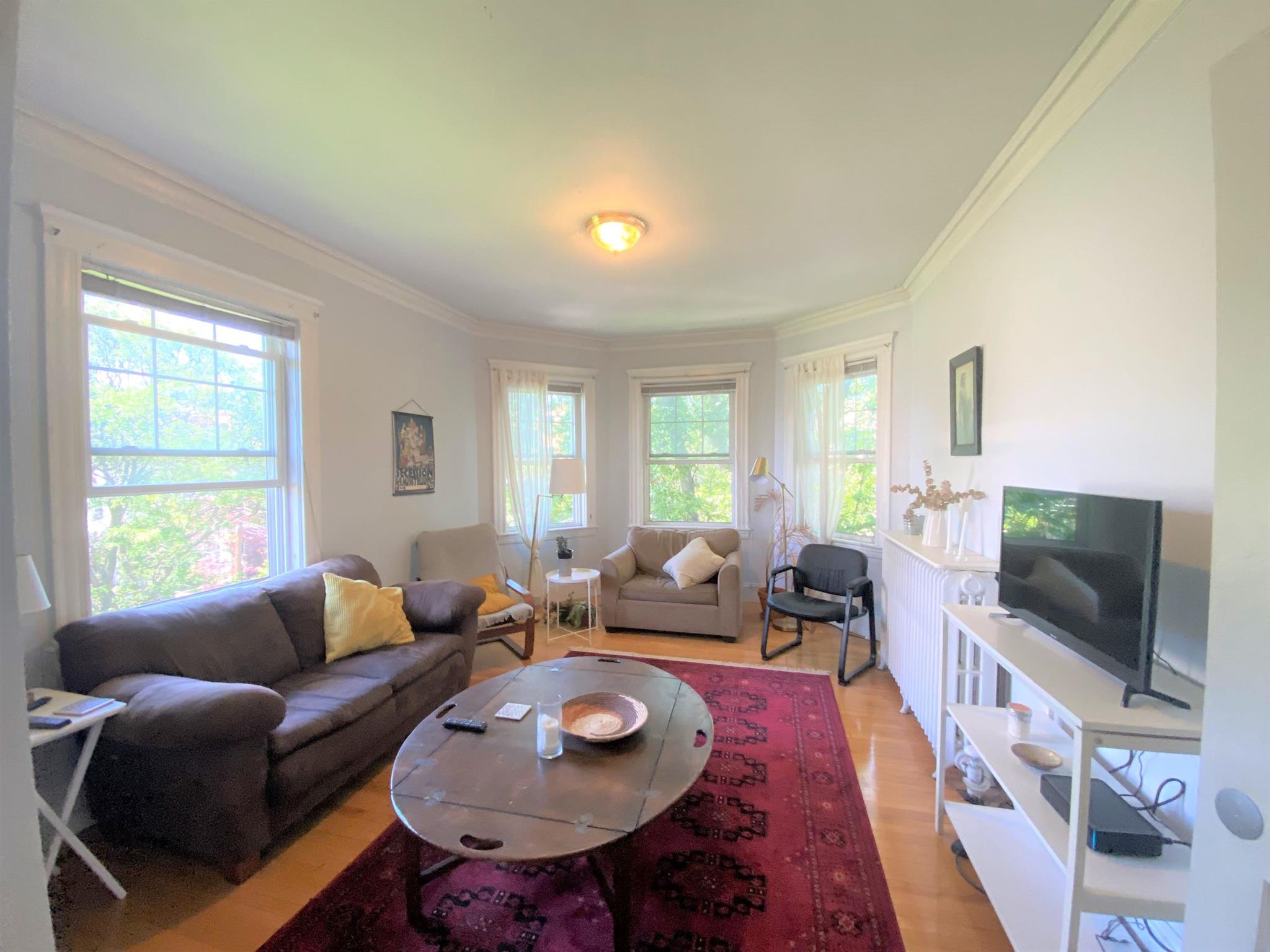 8 Forest St, Porter Square