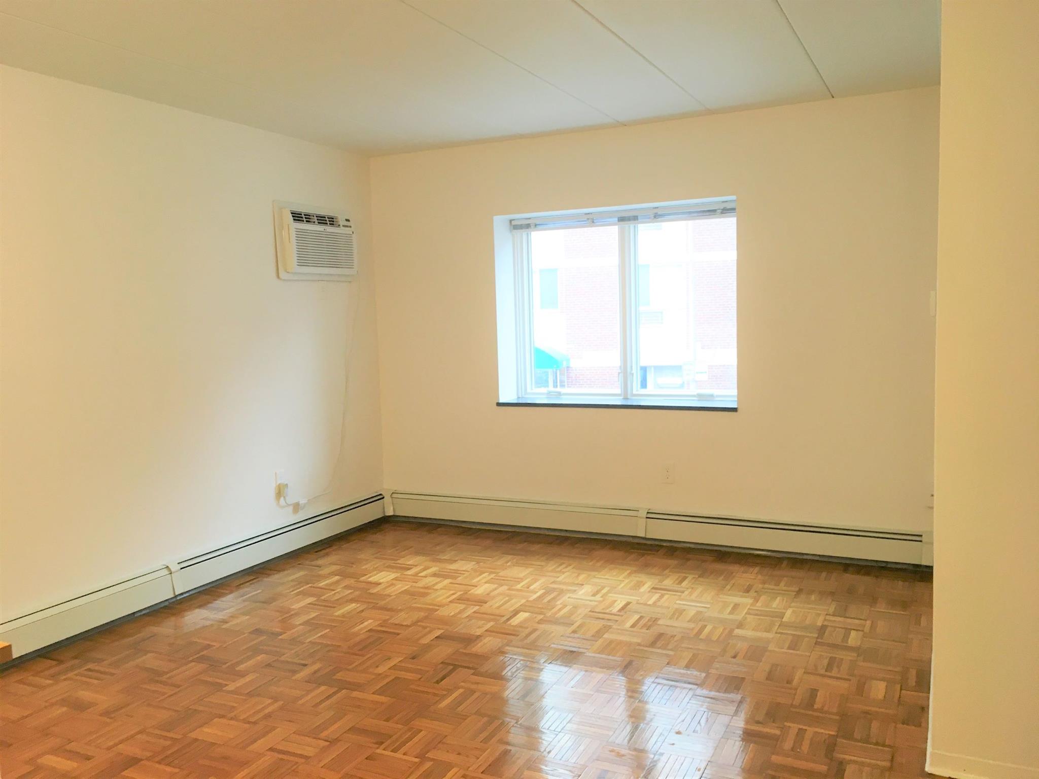 284 Harvard St, Mid Cambridge