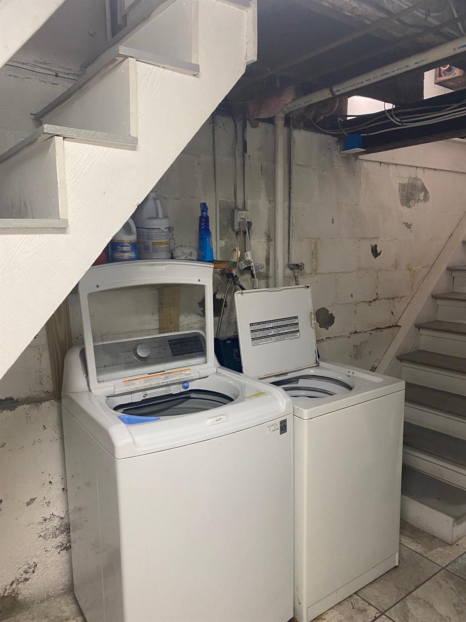 37 Aberdeen Ave, Huron Village