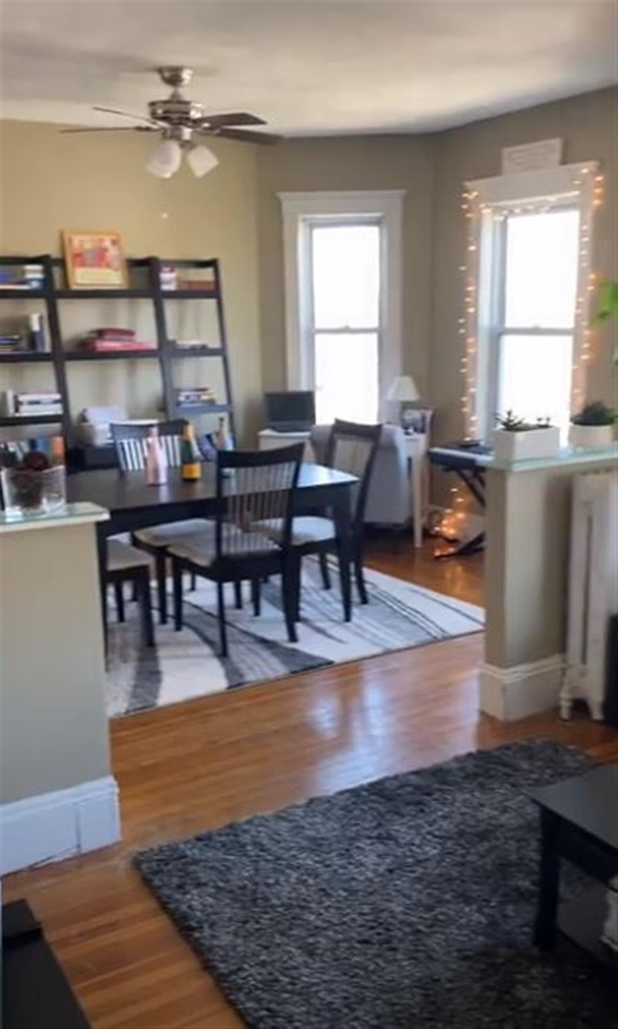 42 Belknap St, Davis Square