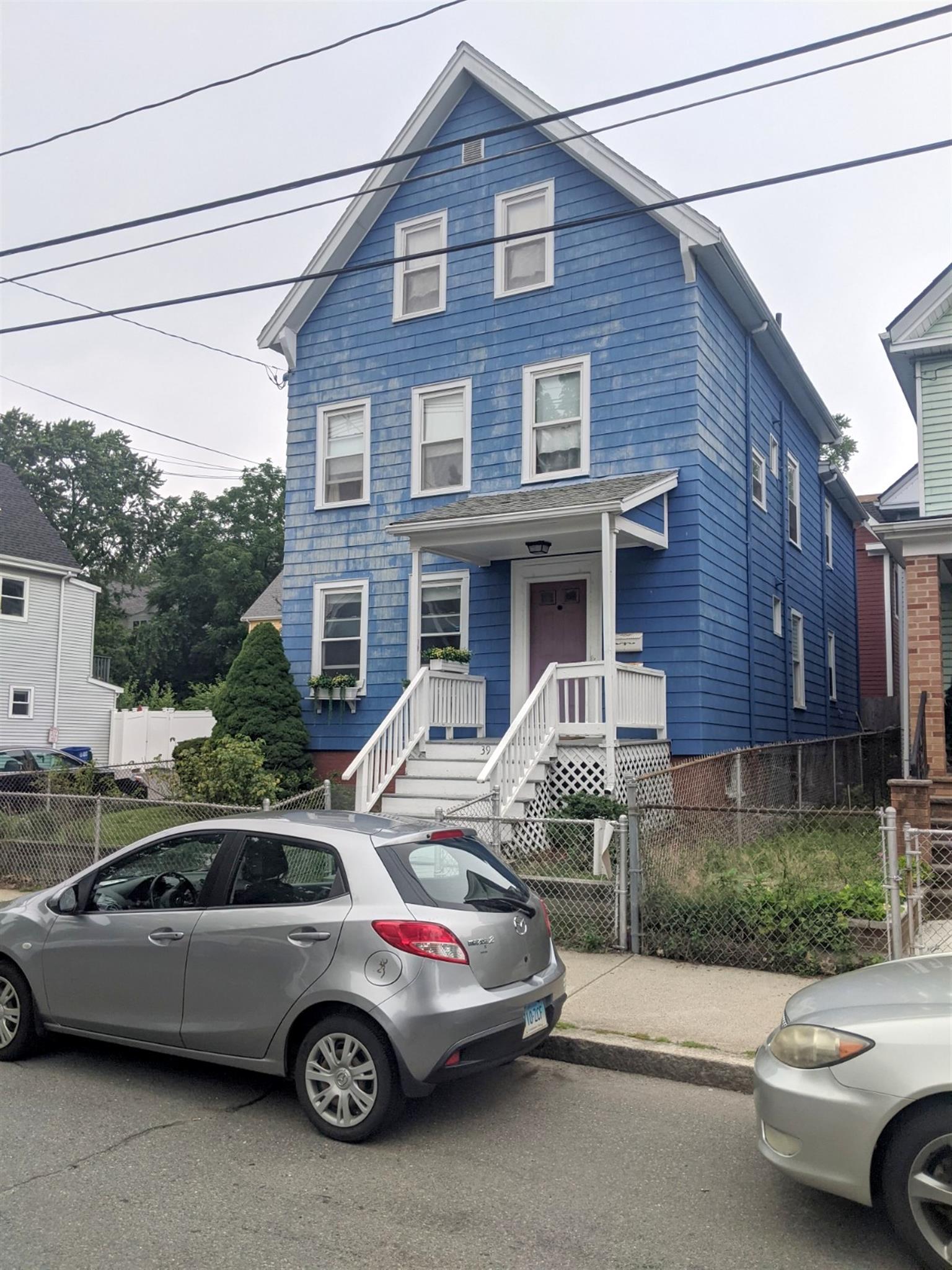 39 Berkeley St, Teele Square