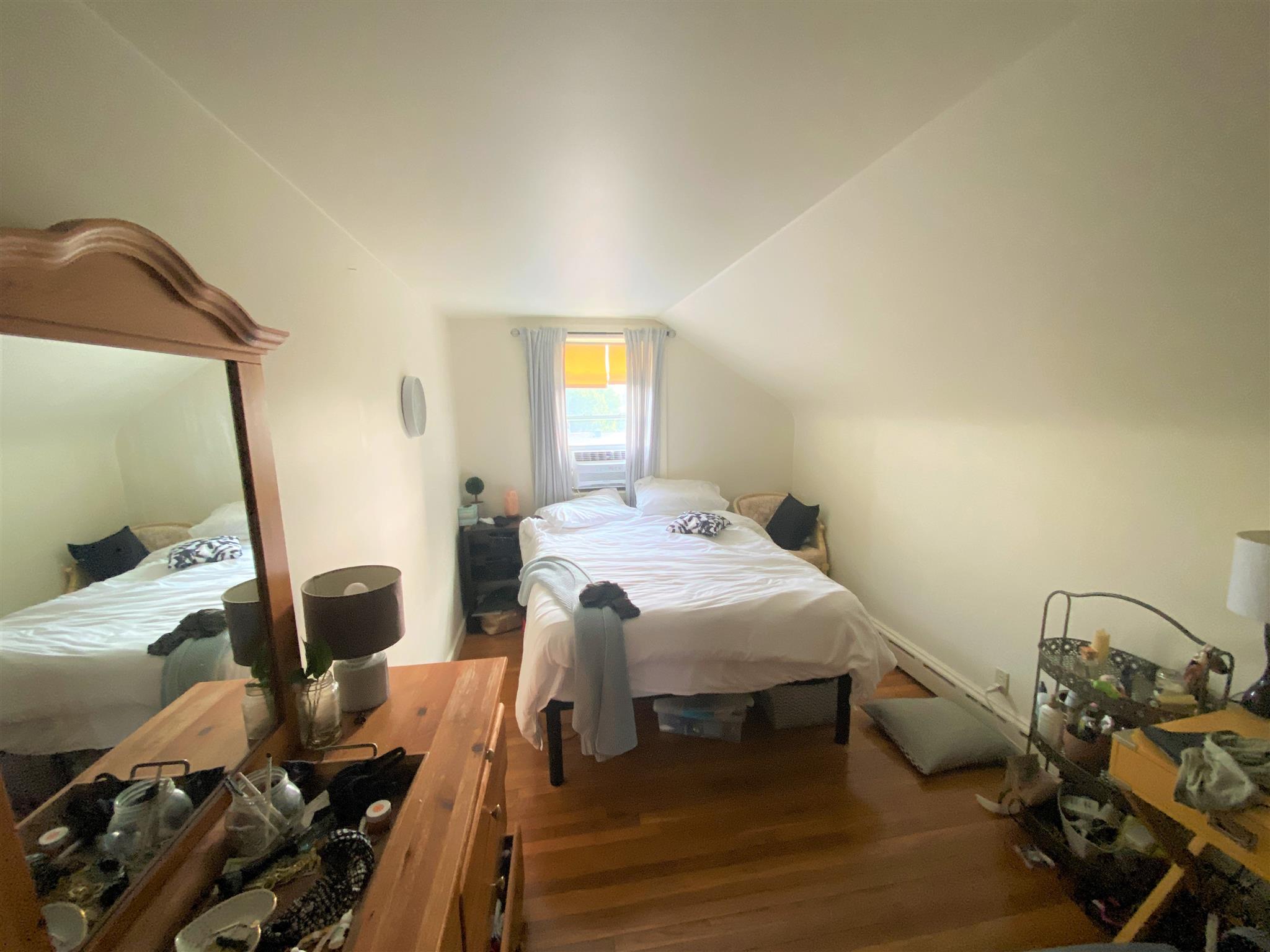 898 Massachusetts Ave, Central Square