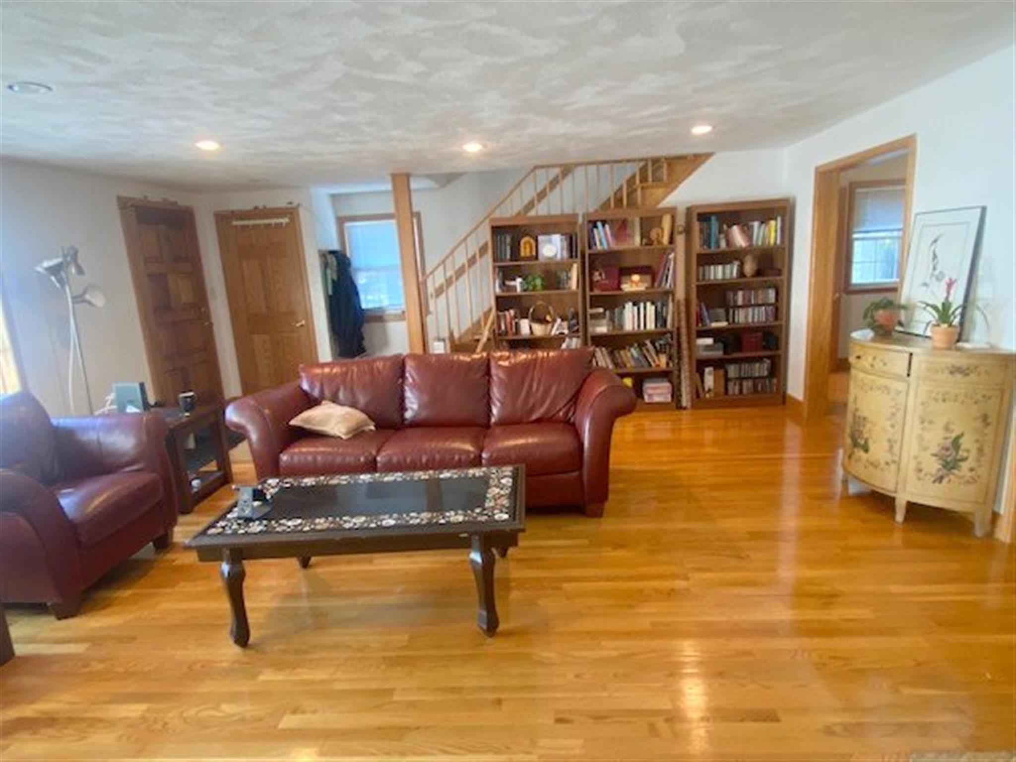 16 Summit Ave, Prospect Hill