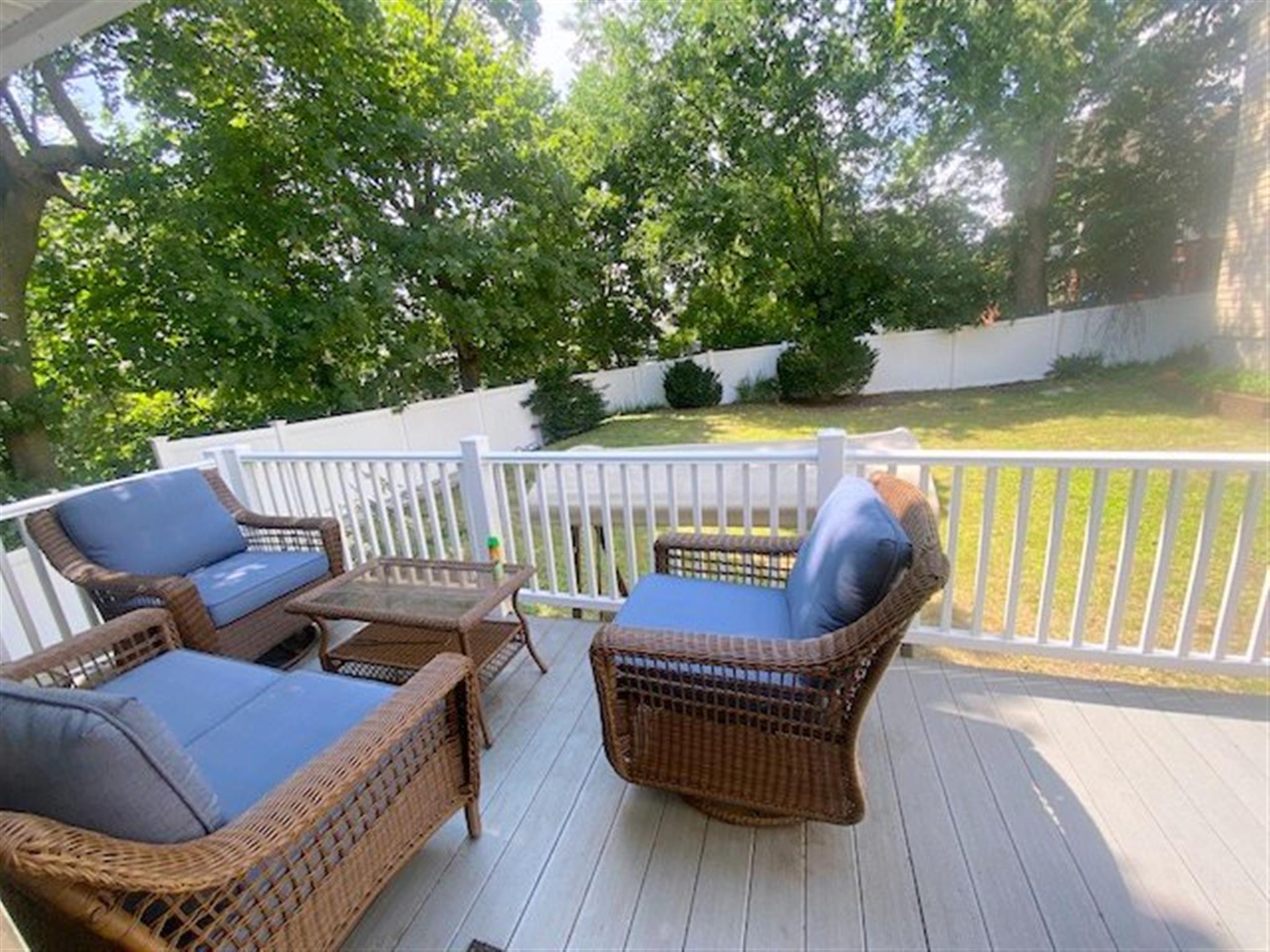 16 Summit Ave, Prospect Hill