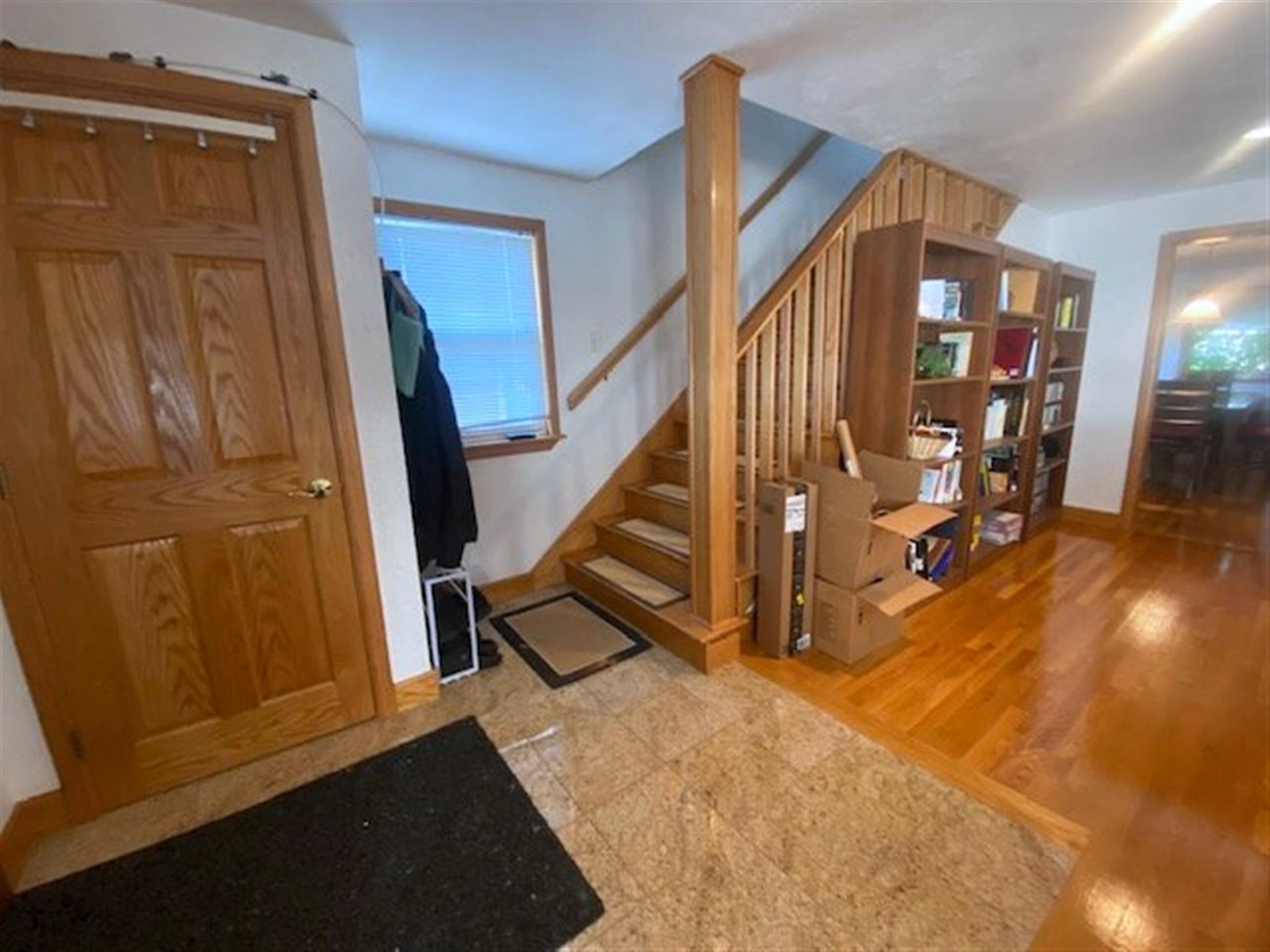 16 Summit Ave, Prospect Hill