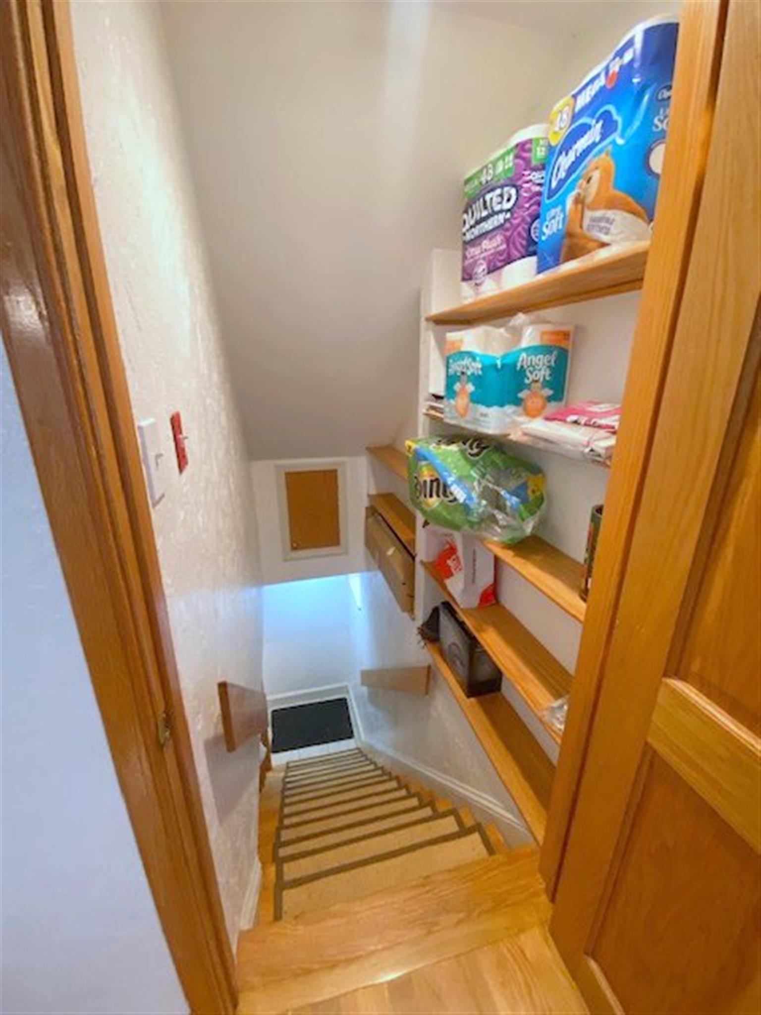 16 Summit Ave, Prospect Hill