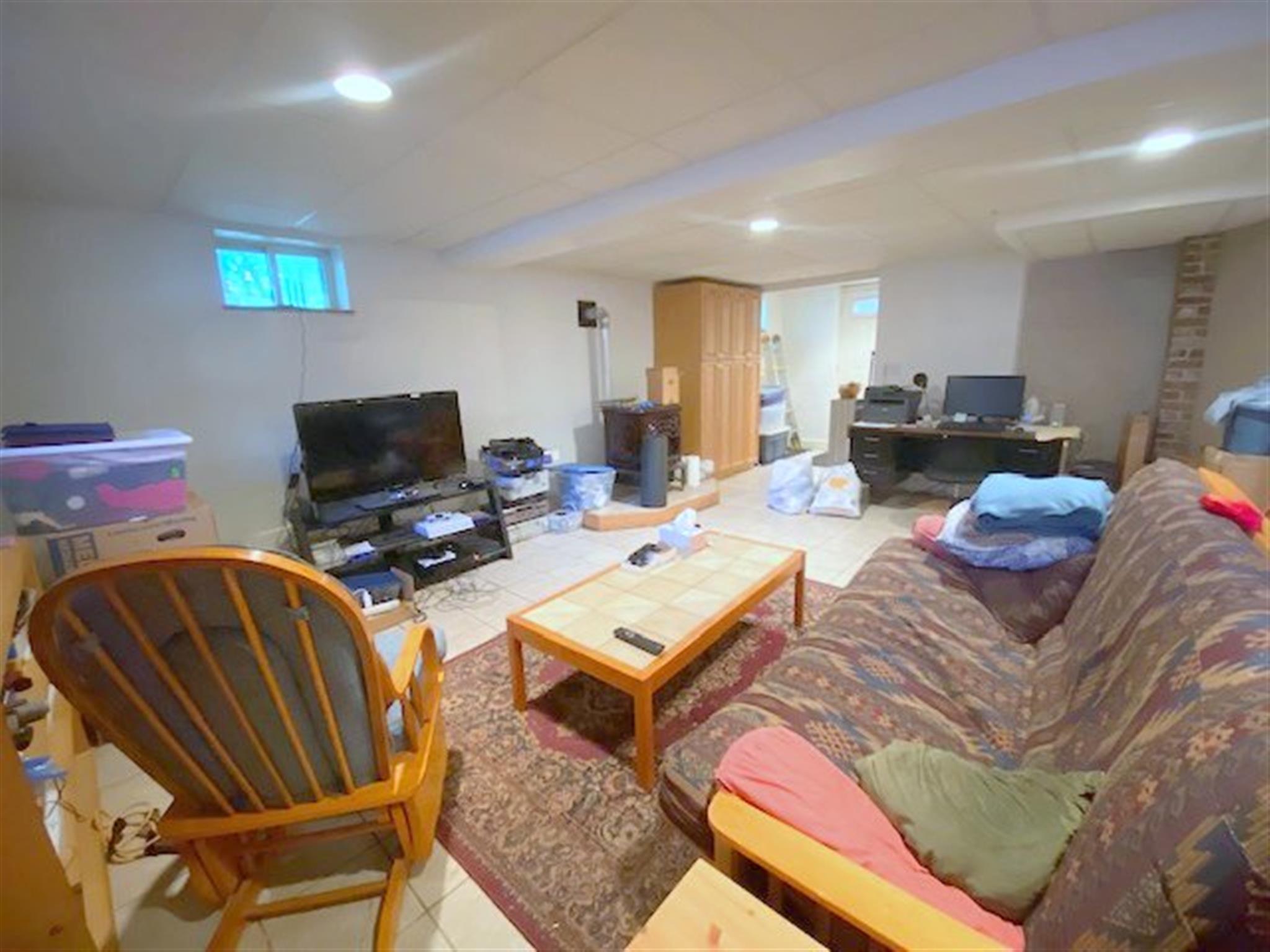 16 Summit Ave, Prospect Hill