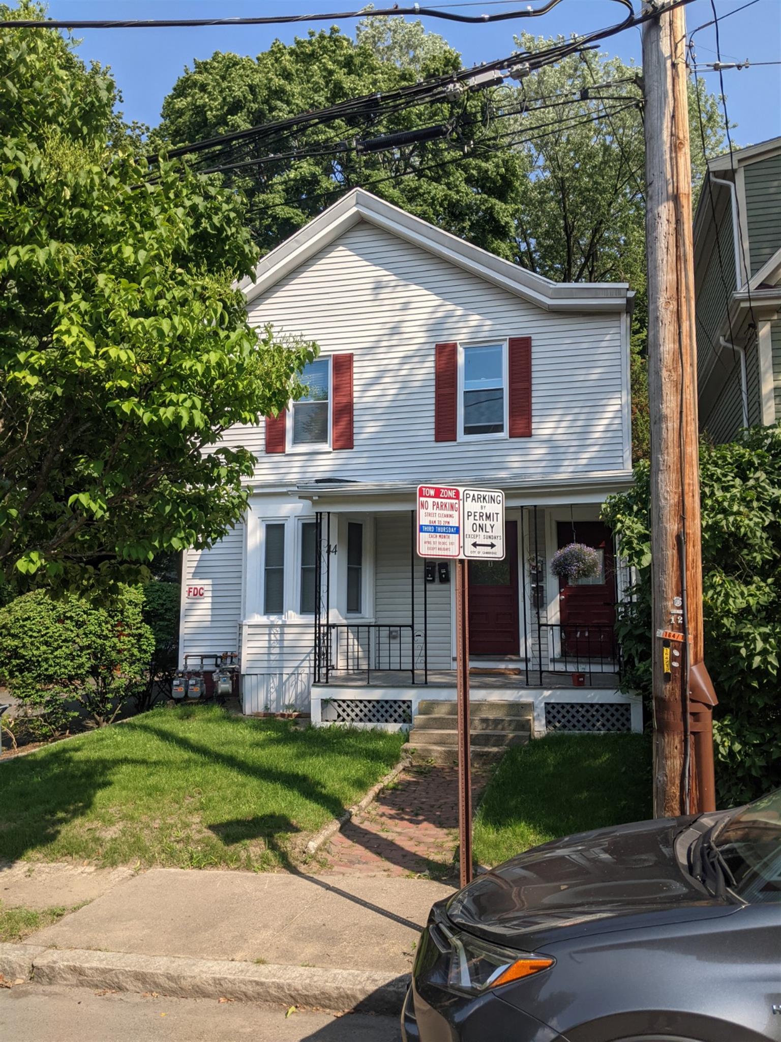 44 Cogswell Ave, Porter Square