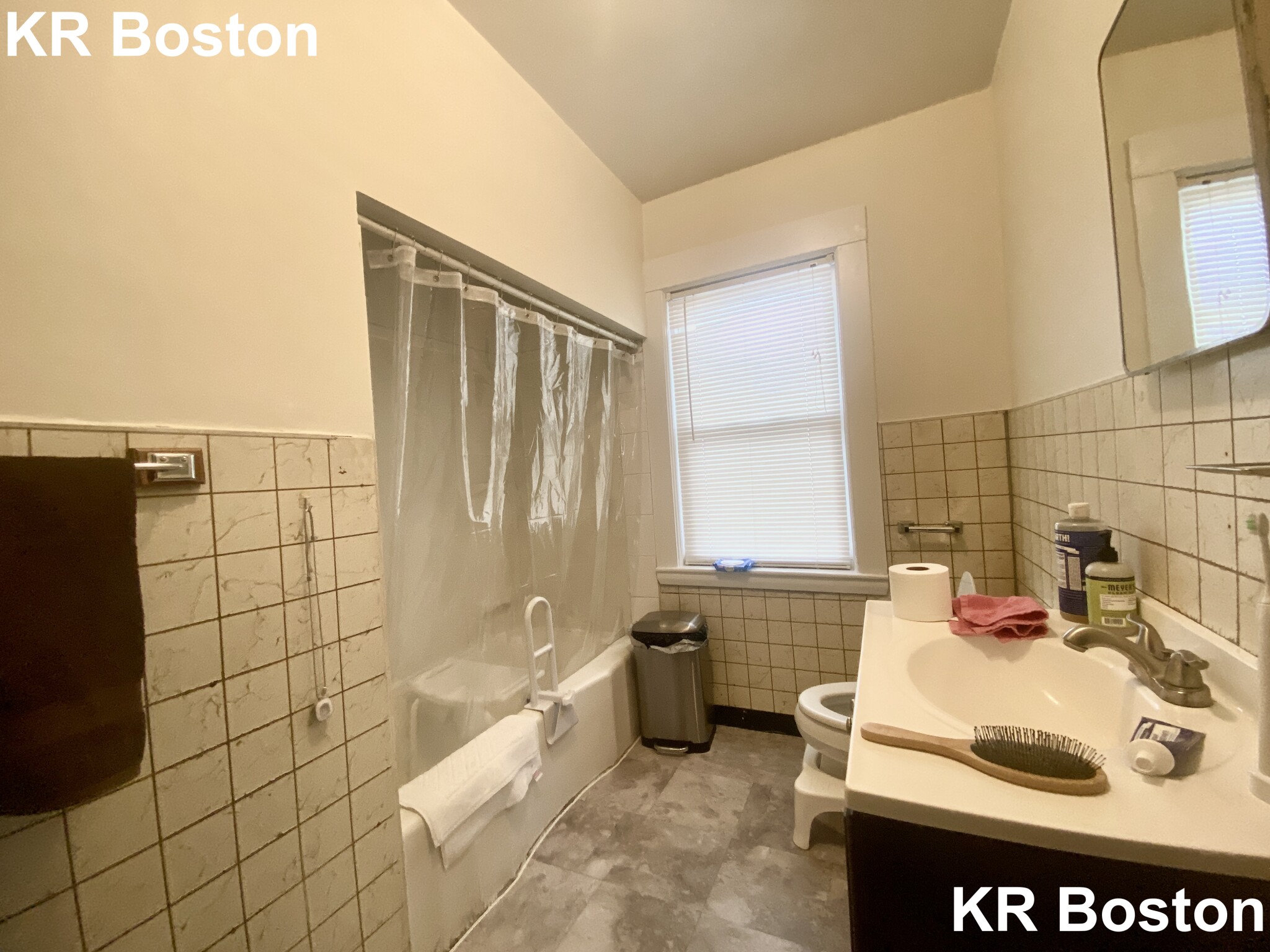 28 Cherry St, Spring Hill