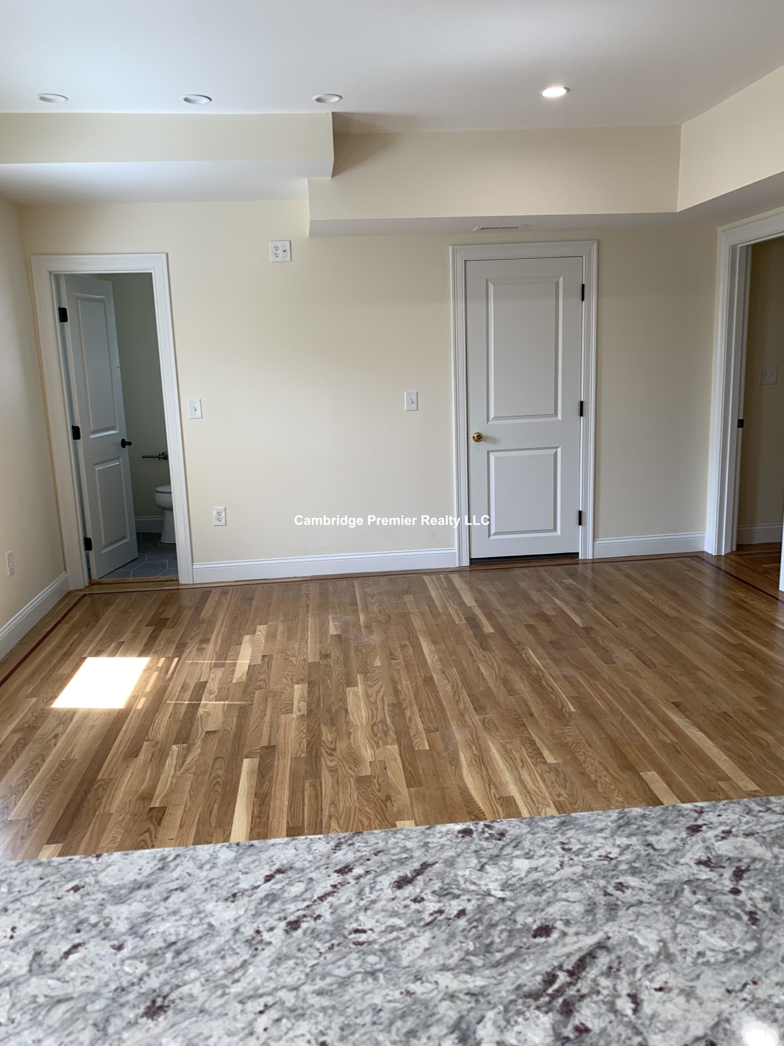 28 Cherry St, Spring Hill