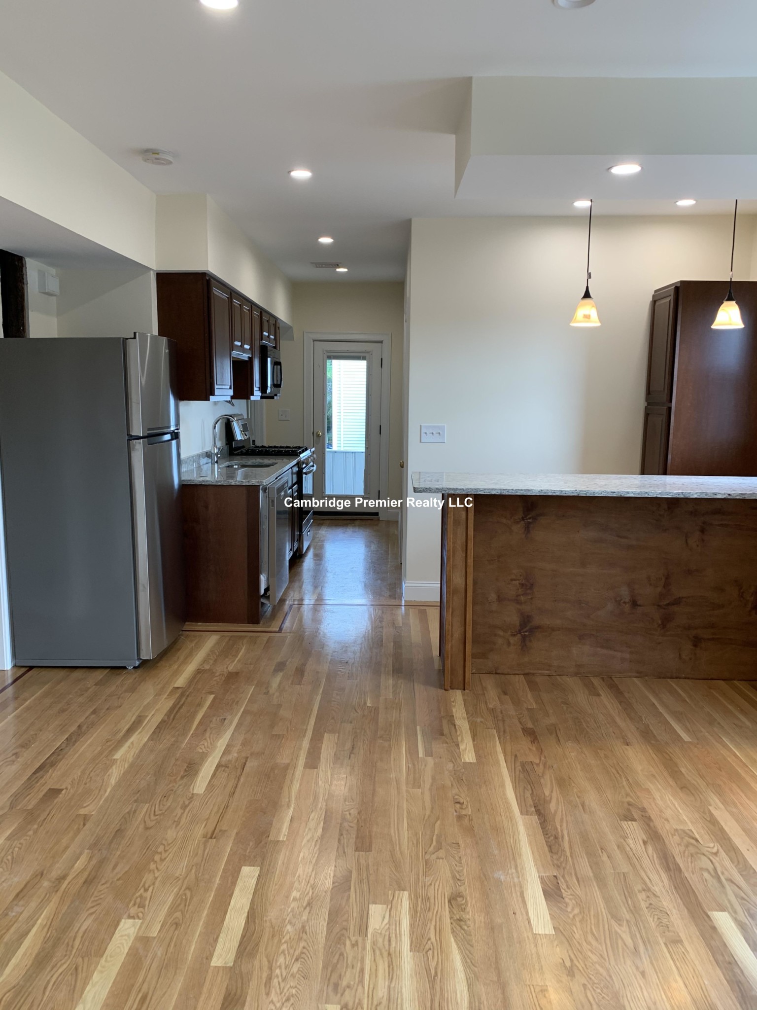 28 Cherry St, Spring Hill