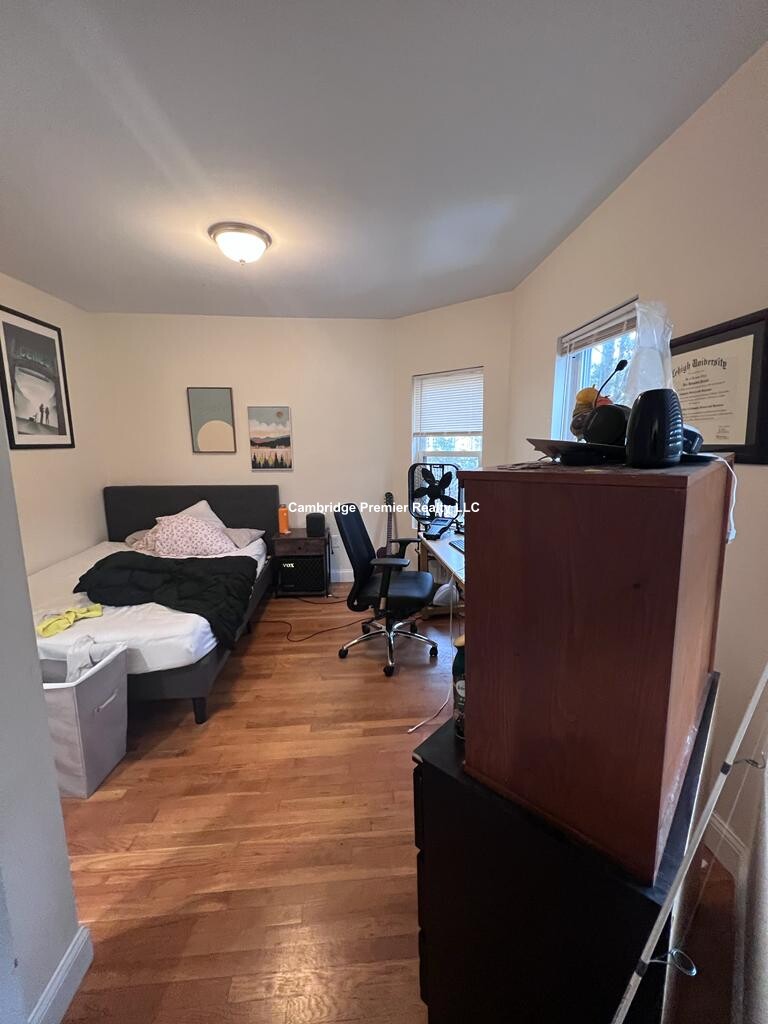 28 Cherry St, Spring Hill