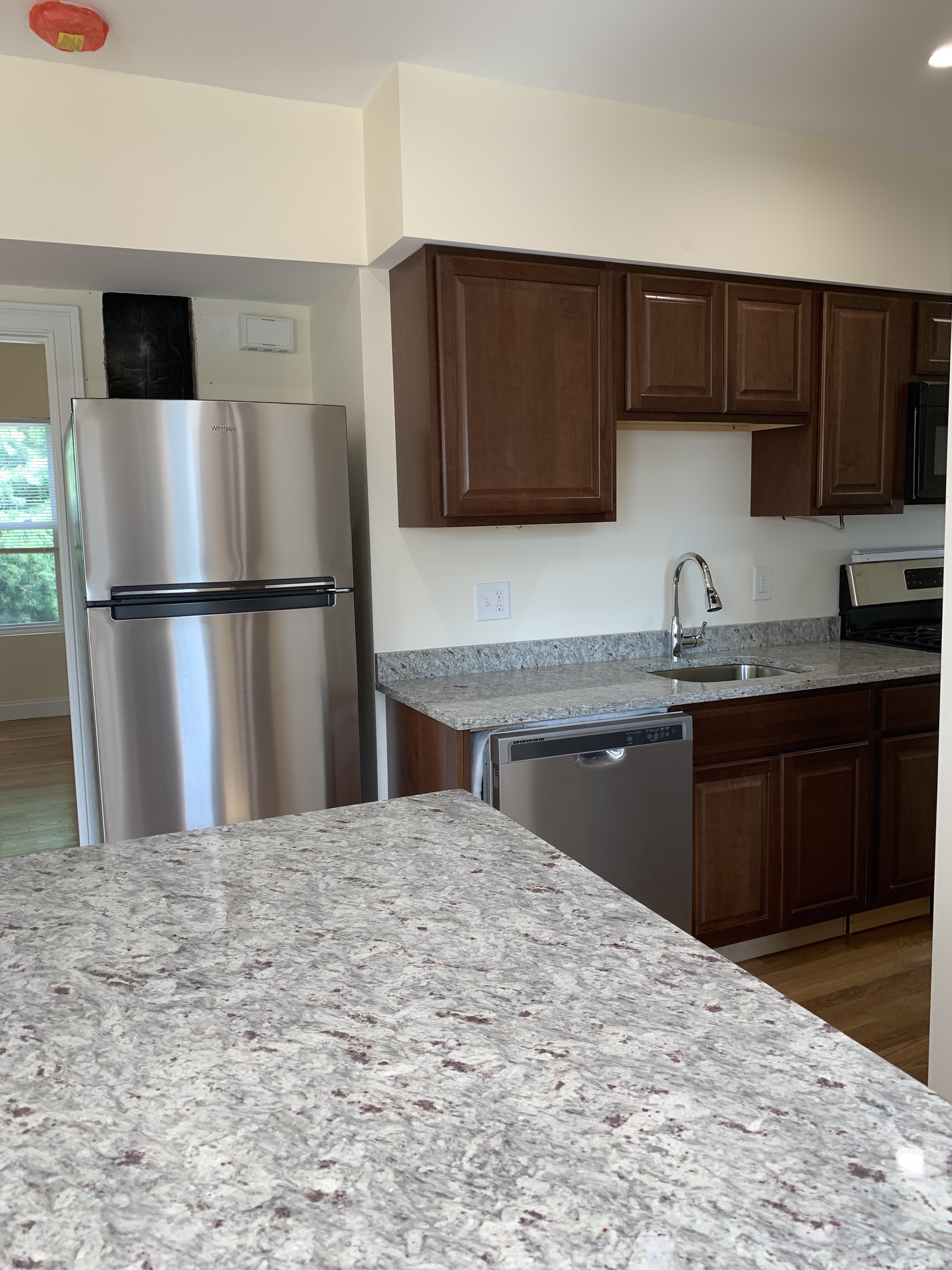 28 R Cherry St, Davis Square