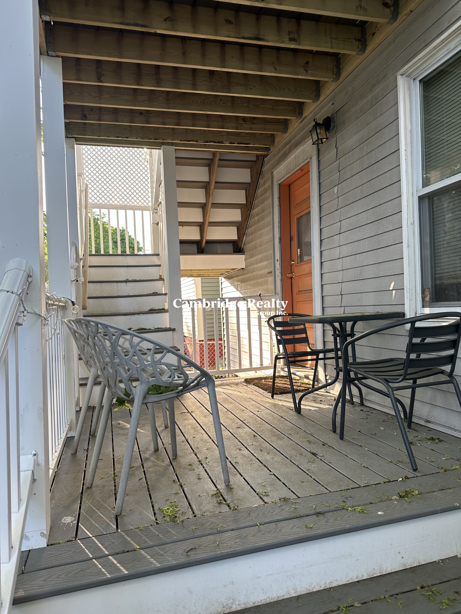 10 Hall St, Davis Square