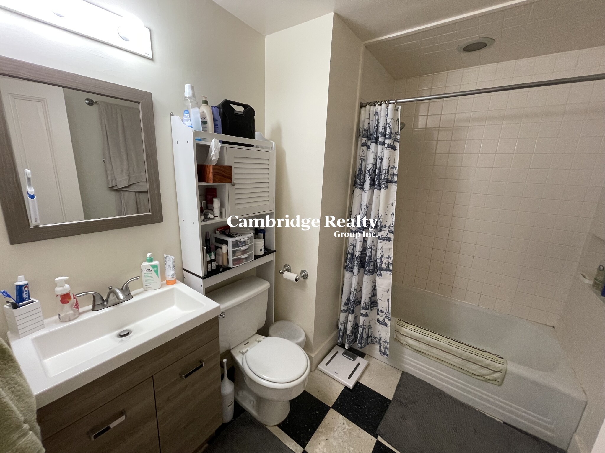 306 Harvard St, Mid Cambridge