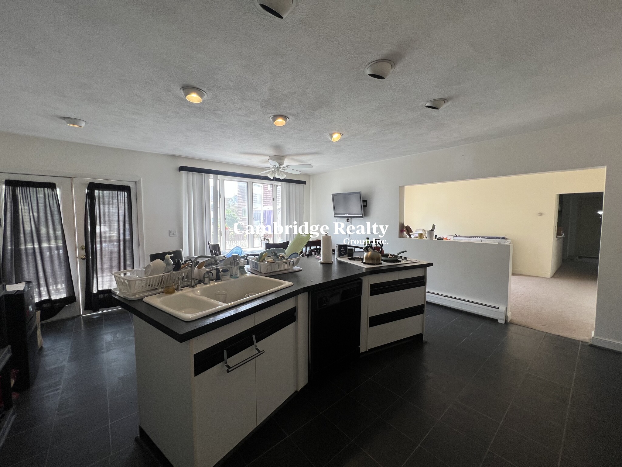 32 Winchester St, Medford Hillside