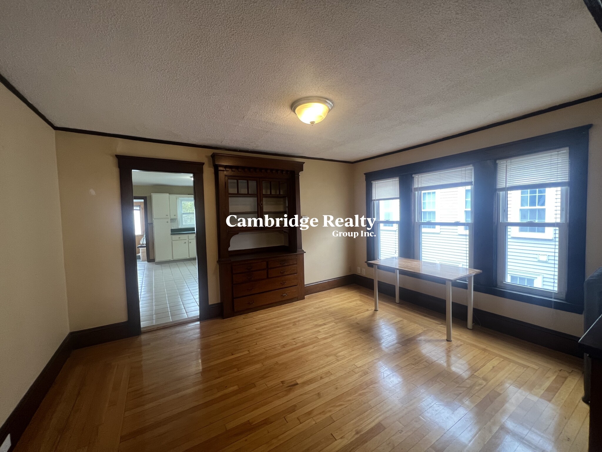 929 Broadway, Ball Square