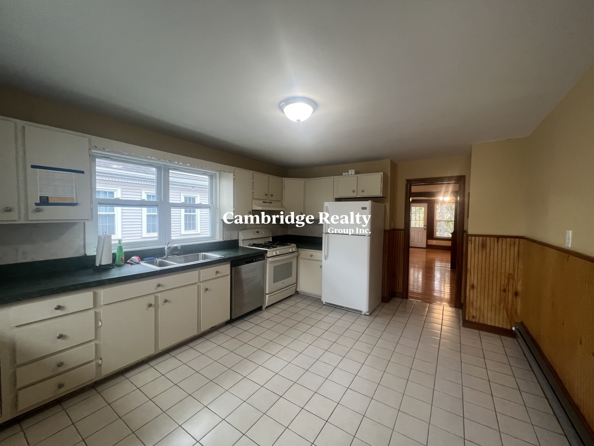 929 Broadway, Ball Square